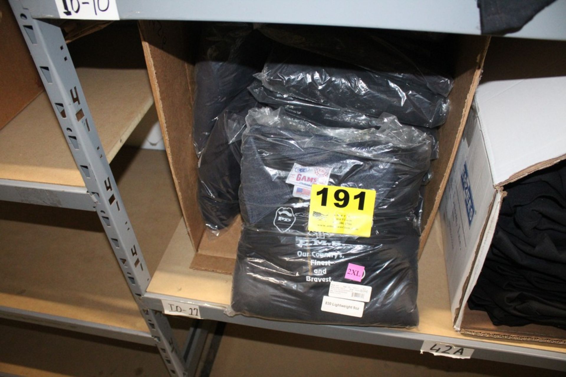 ASSORTED 1/4 ZIP JACKETS IN BOX