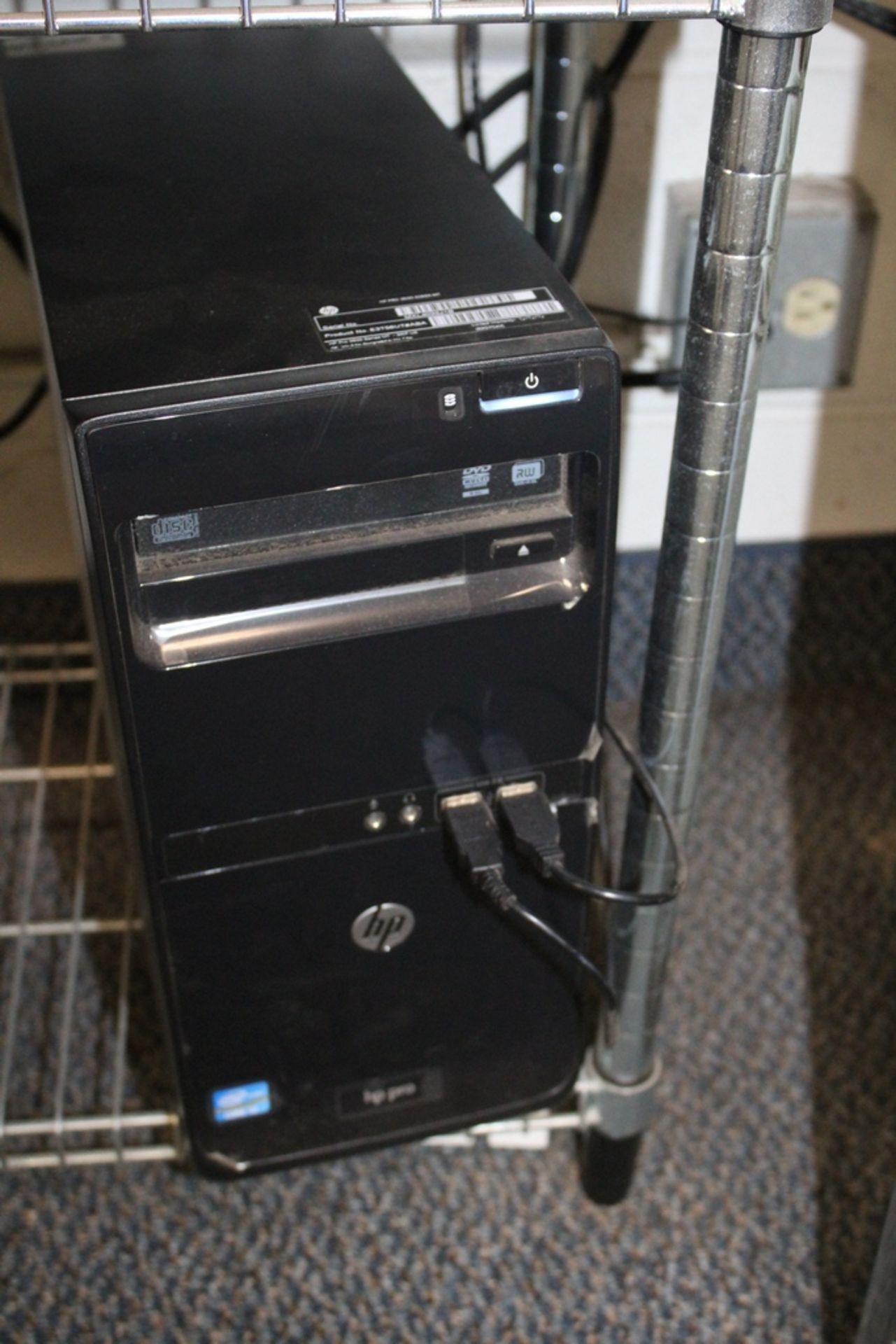 HP 3500 DESKTOP COMPUTER WITH ACER FLATSCREEN MONITOR, KEYBOARD AND MOUSE - Image 2 of 2