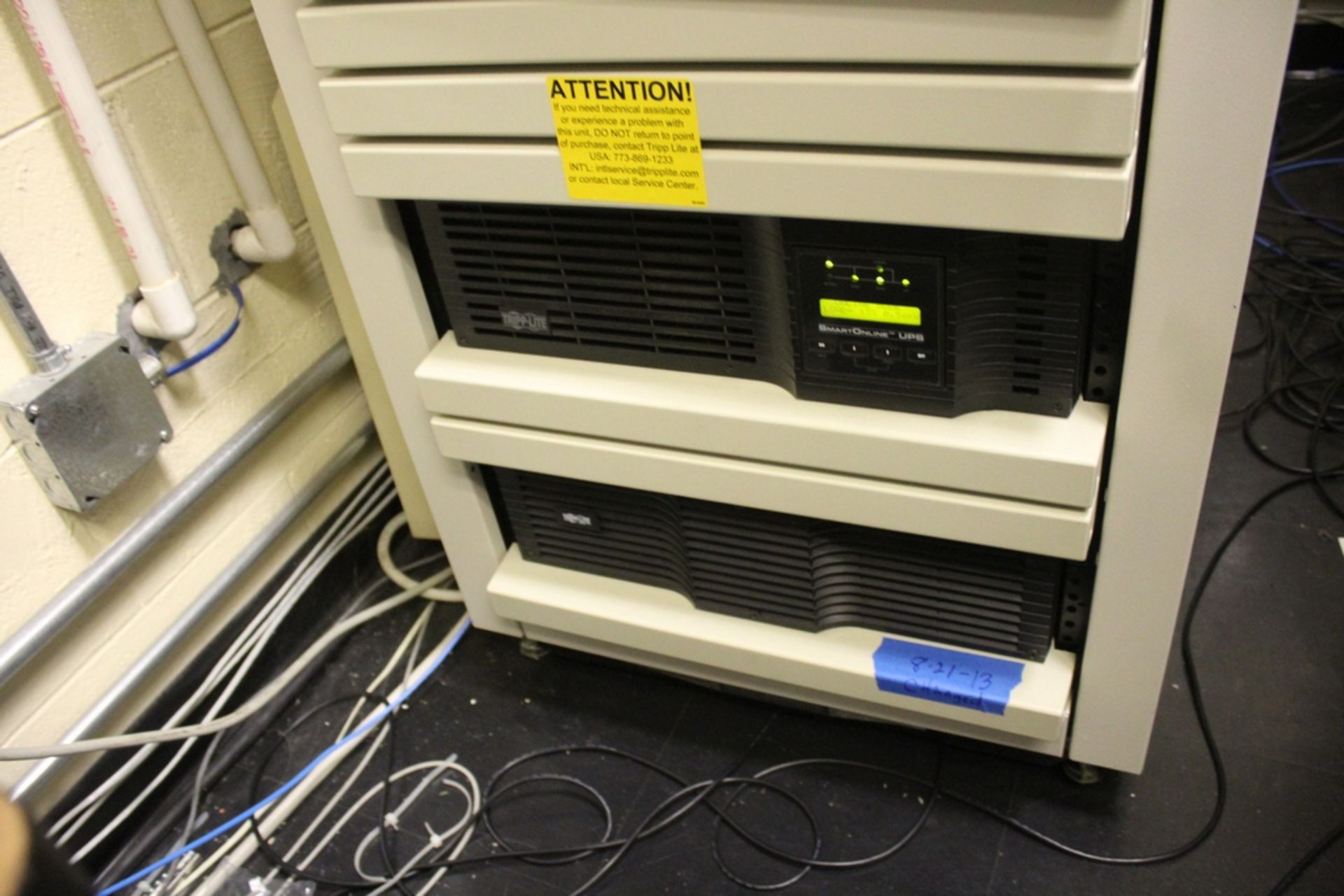 HEWLETT PACKARD SERVER SYSTEM WITH DISK ARRAY WITH AUTO RAD AND (2) TRIPP-LITE BATTERY BACKUPS - Image 4 of 4