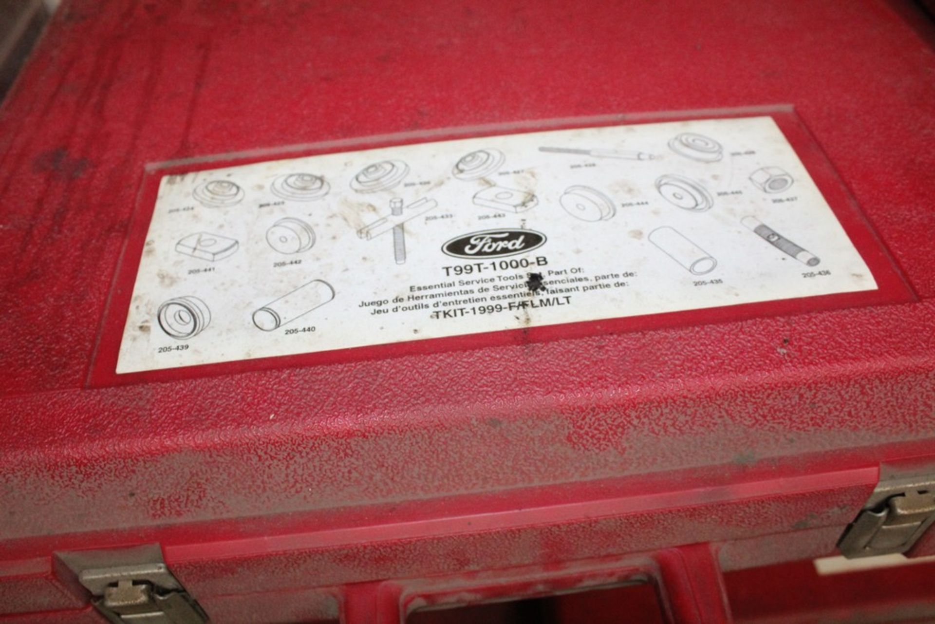 ASSORTED 1999 FORD ROTUNDA ESSENTIAL SERVICE TOOL SETS IN TWO CASES - Image 4 of 5