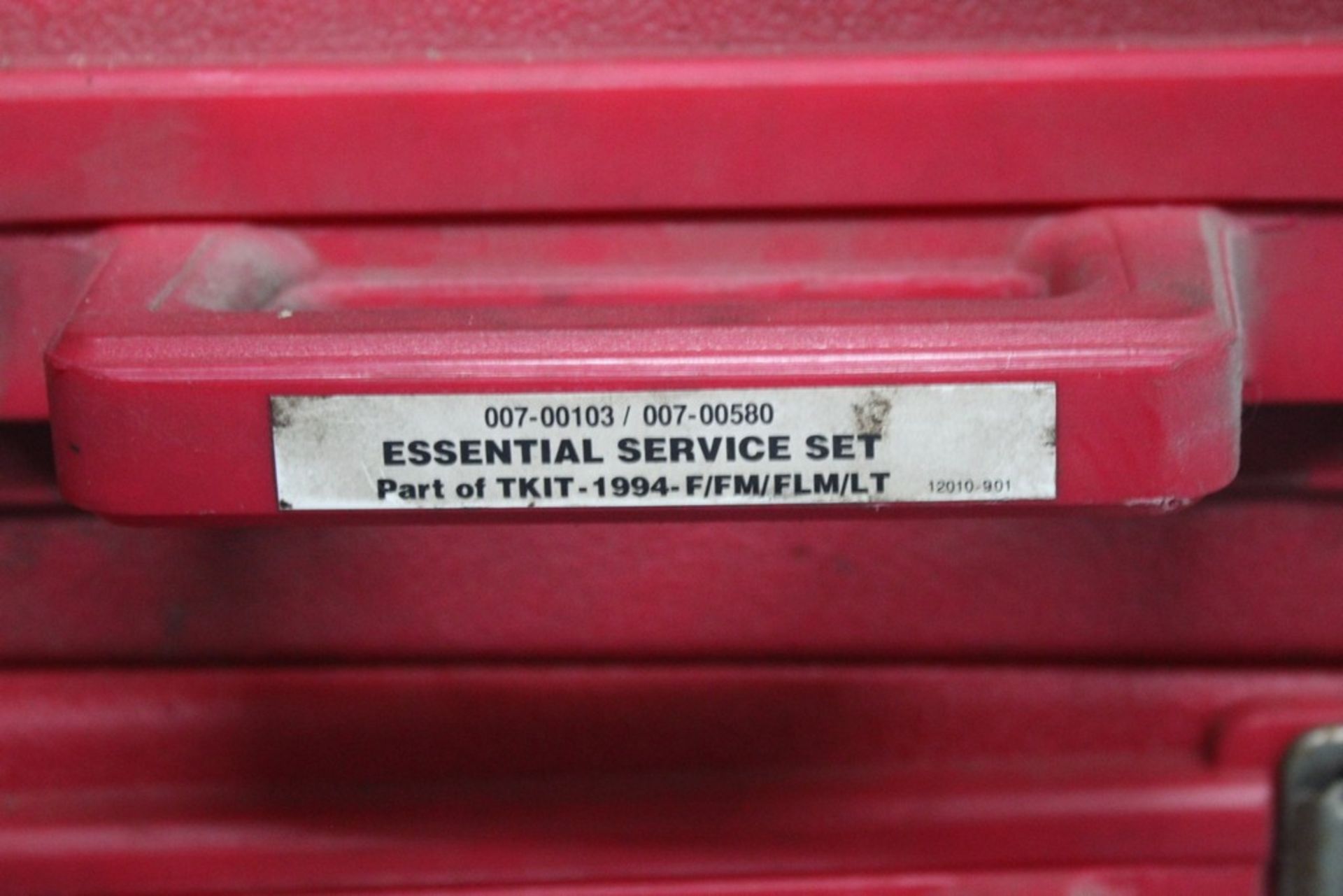 ASSORTED 1994 FORD ROTUNDA ESSENTIAL SERVICE TOOL SETS IN FOUR CASES - Image 3 of 5
