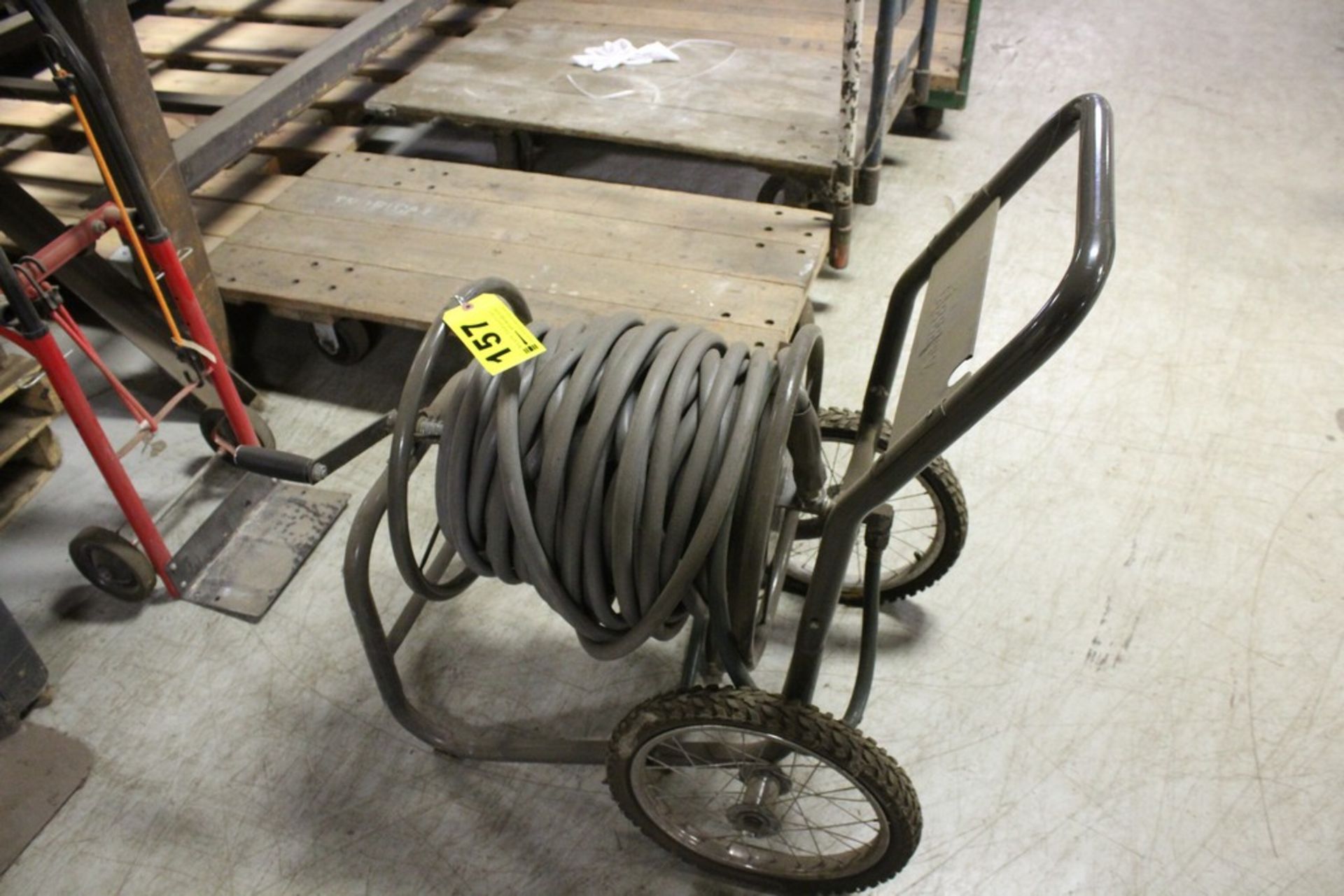 WATER HOSE ON PORTABLE REEL