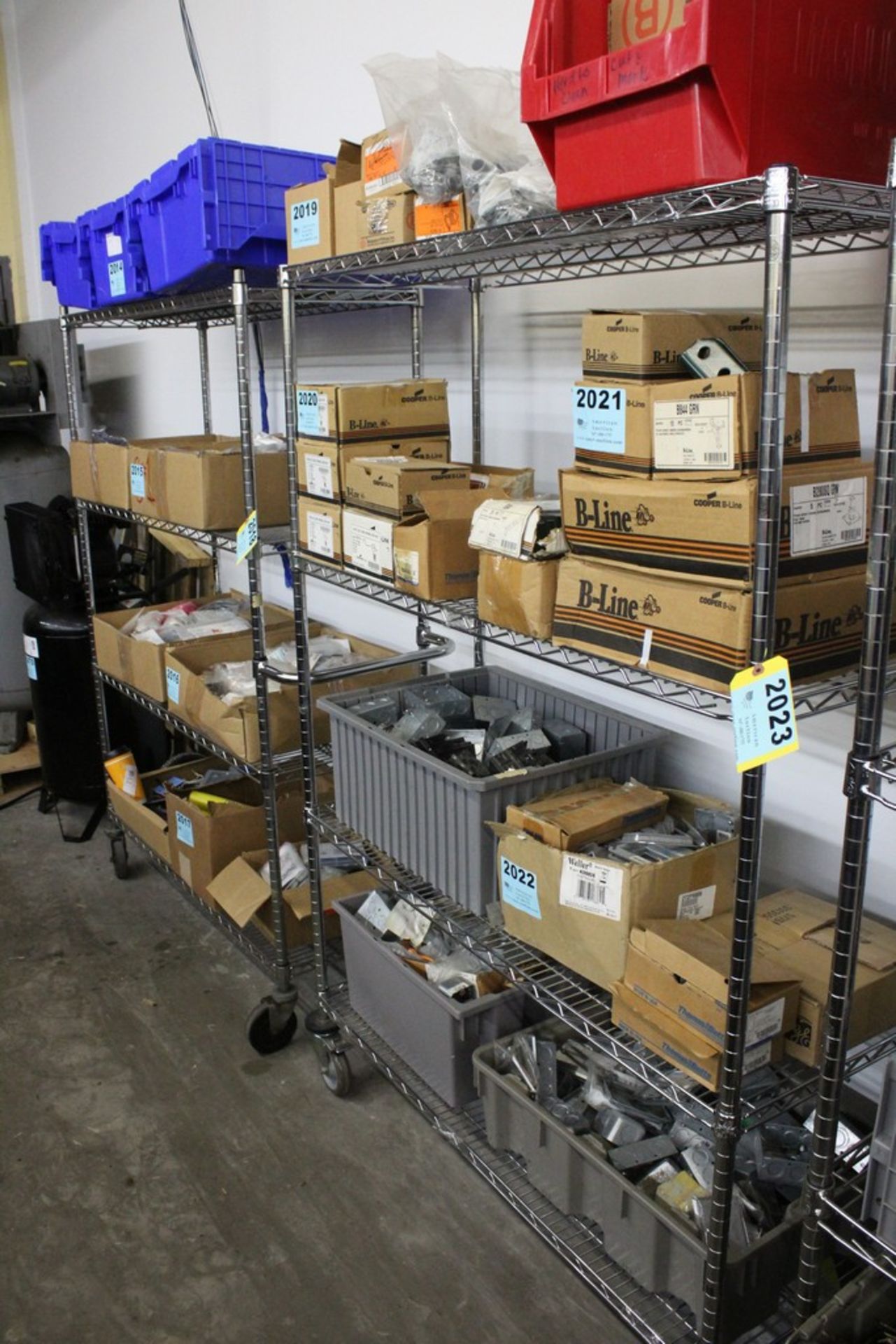 PORTABLE WIRE SHELVING UNIT, 69" X 48" X 18"