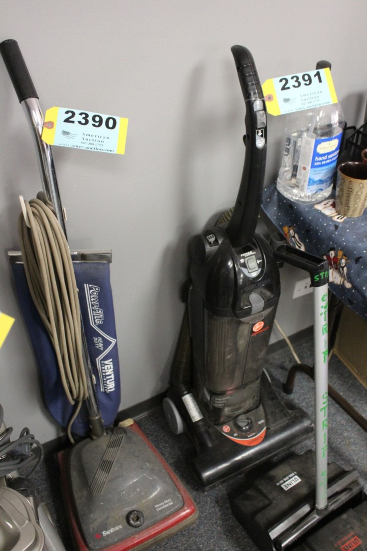 HOOVER COMMERCIAL VACCUM