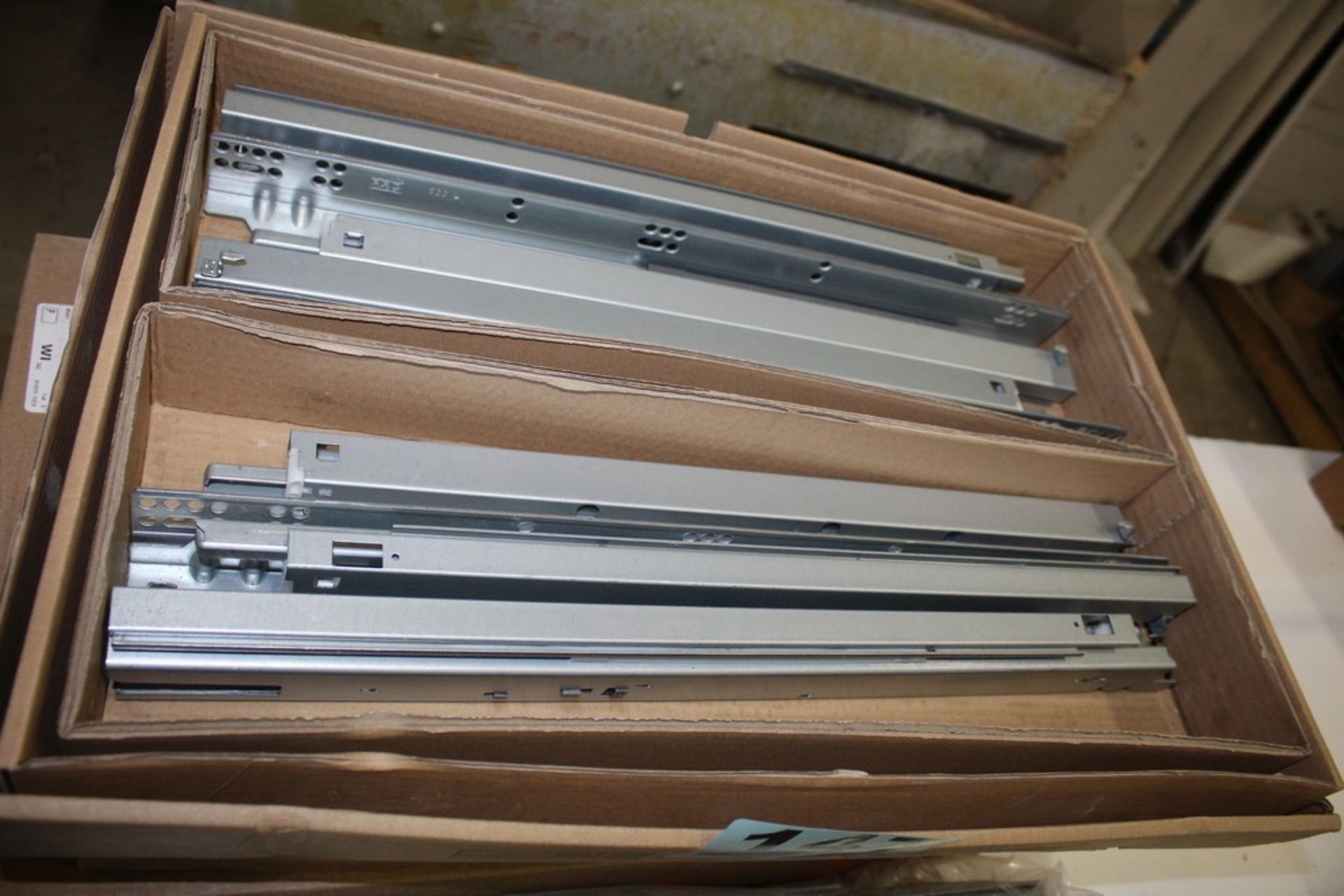 LARGE QTY OF BLUM DRAWER SLIDES - Image 3 of 3