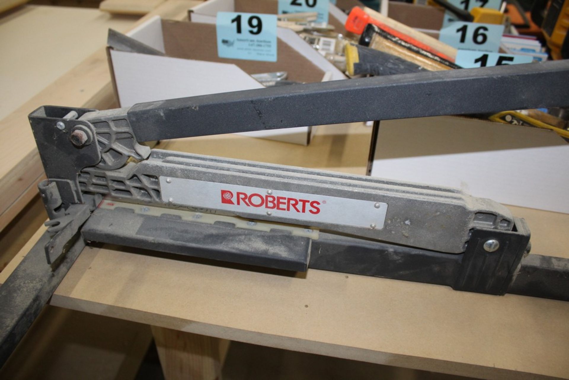 ROBERTS 8" HAND OPERATED SHEAR - Image 2 of 2