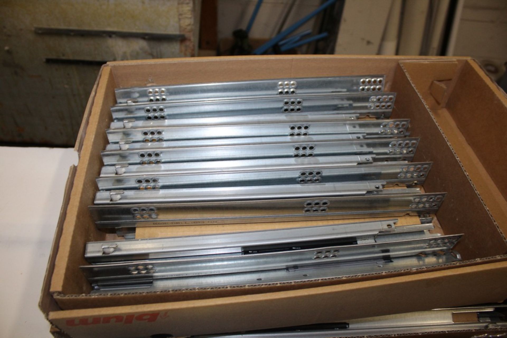 LARGE QTY OF BLUM DRAWER SLIDES - Image 3 of 3