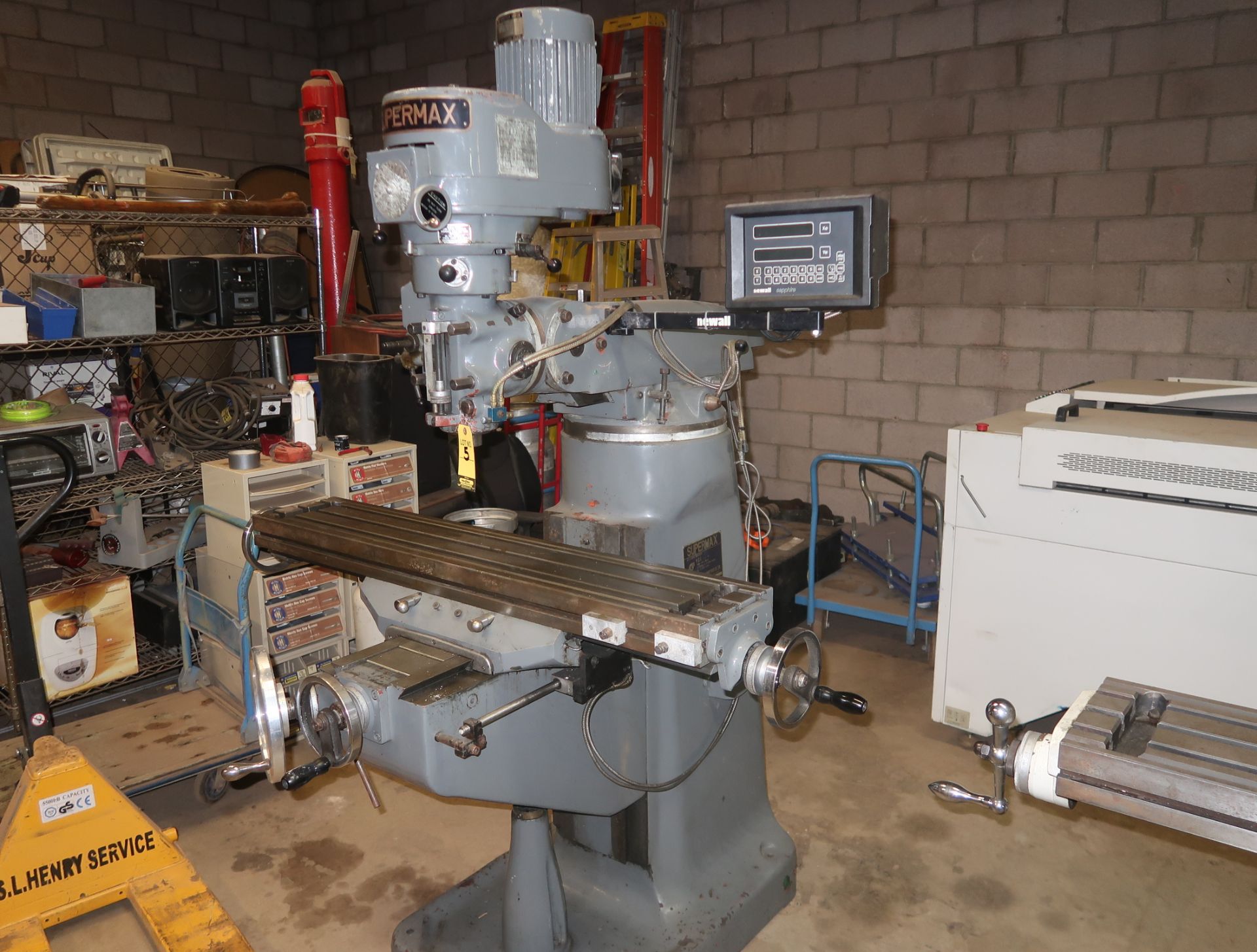 SUPERMAX MDL. YC 1 1/2 VS VERTICAL MILL, 48" X 9" TABLE, VARIABLE SPEED, GEAR HEAD, NEWALL 2-AXIS - Image 4 of 5