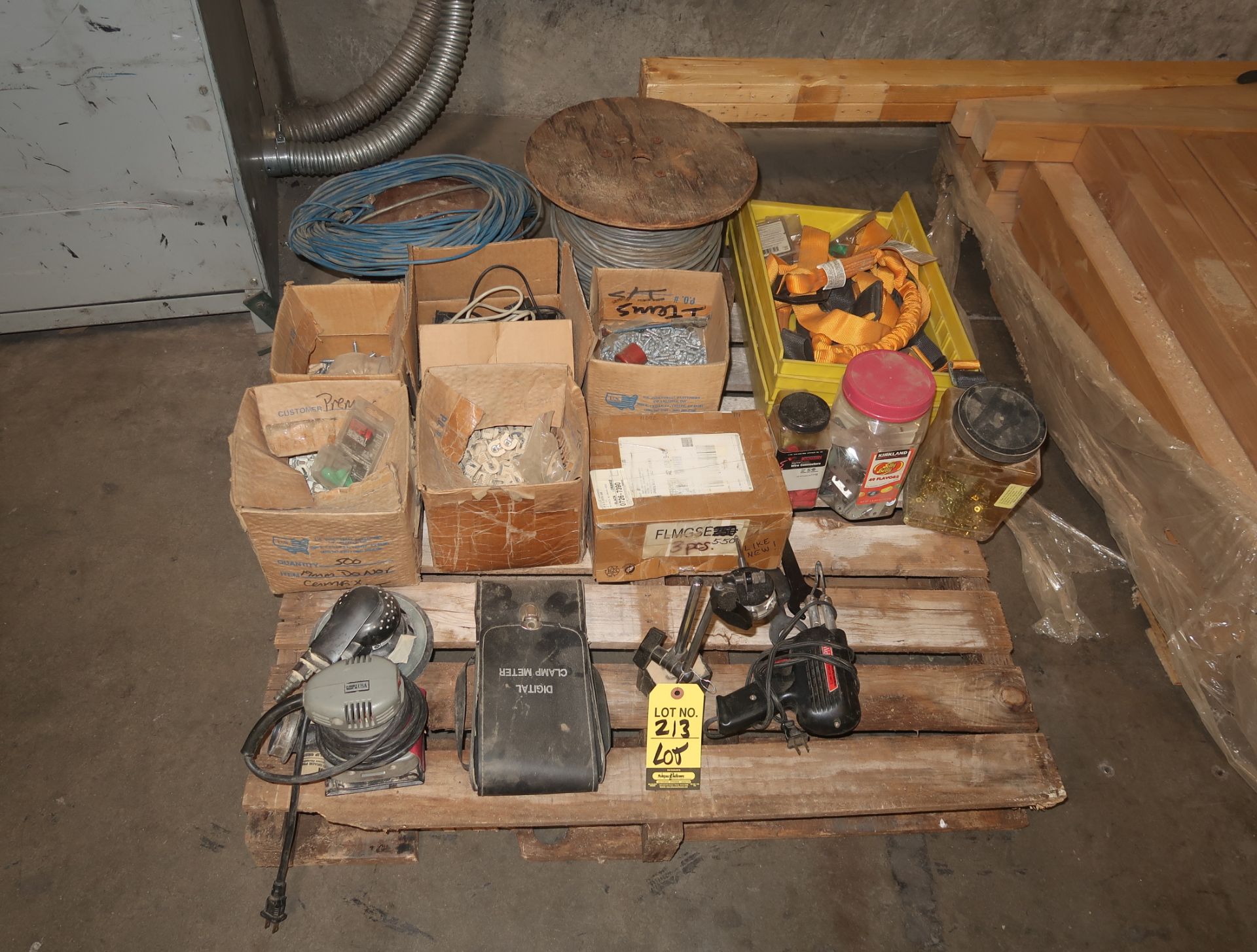 LOT INDICATOR W/MAG STAND, PALM SANDERS, SLINGS, ETC.