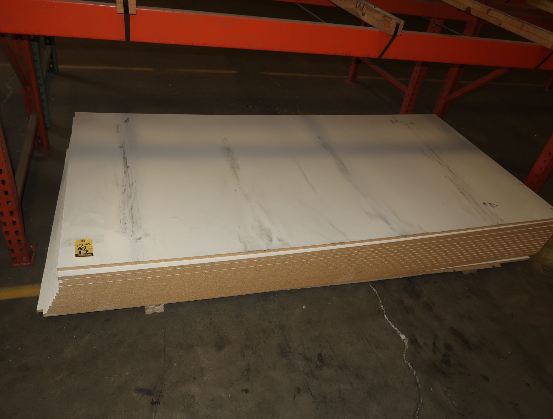 5/8 THERMALFUSE WHITE 2 SIDED 4'X8' SHEET