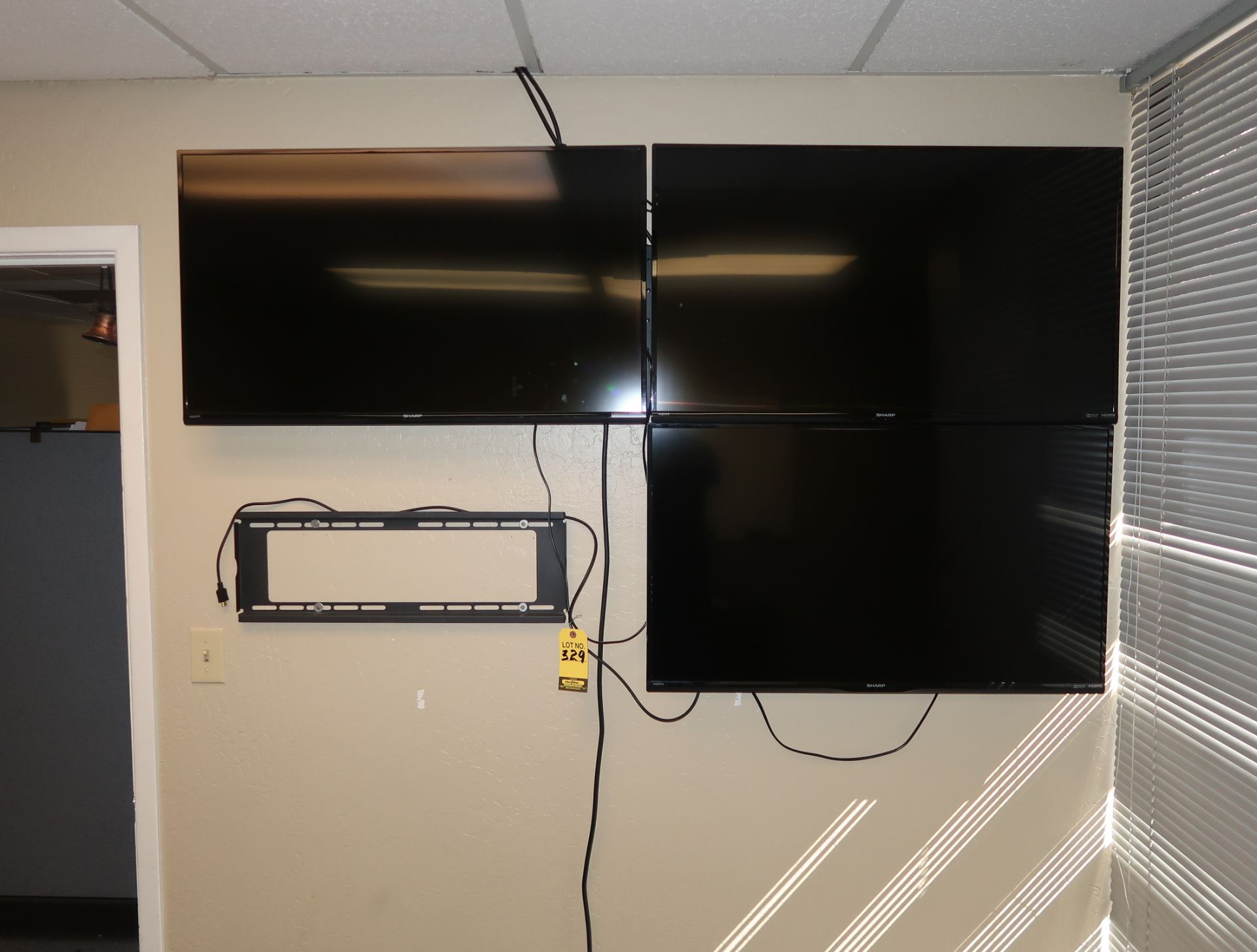 SHARP 40" TV'S