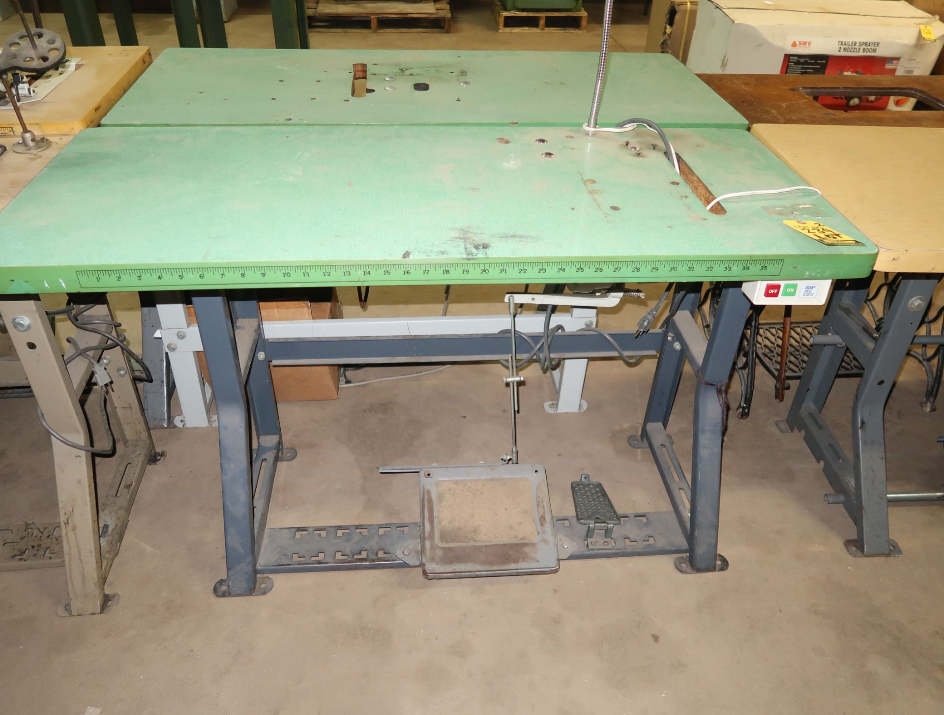 SEWING TABLE W/ CLUTCH MOTOR