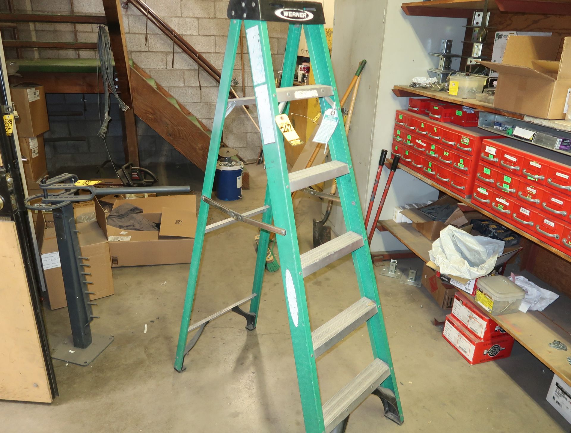 6' WERNER STEP LADDER