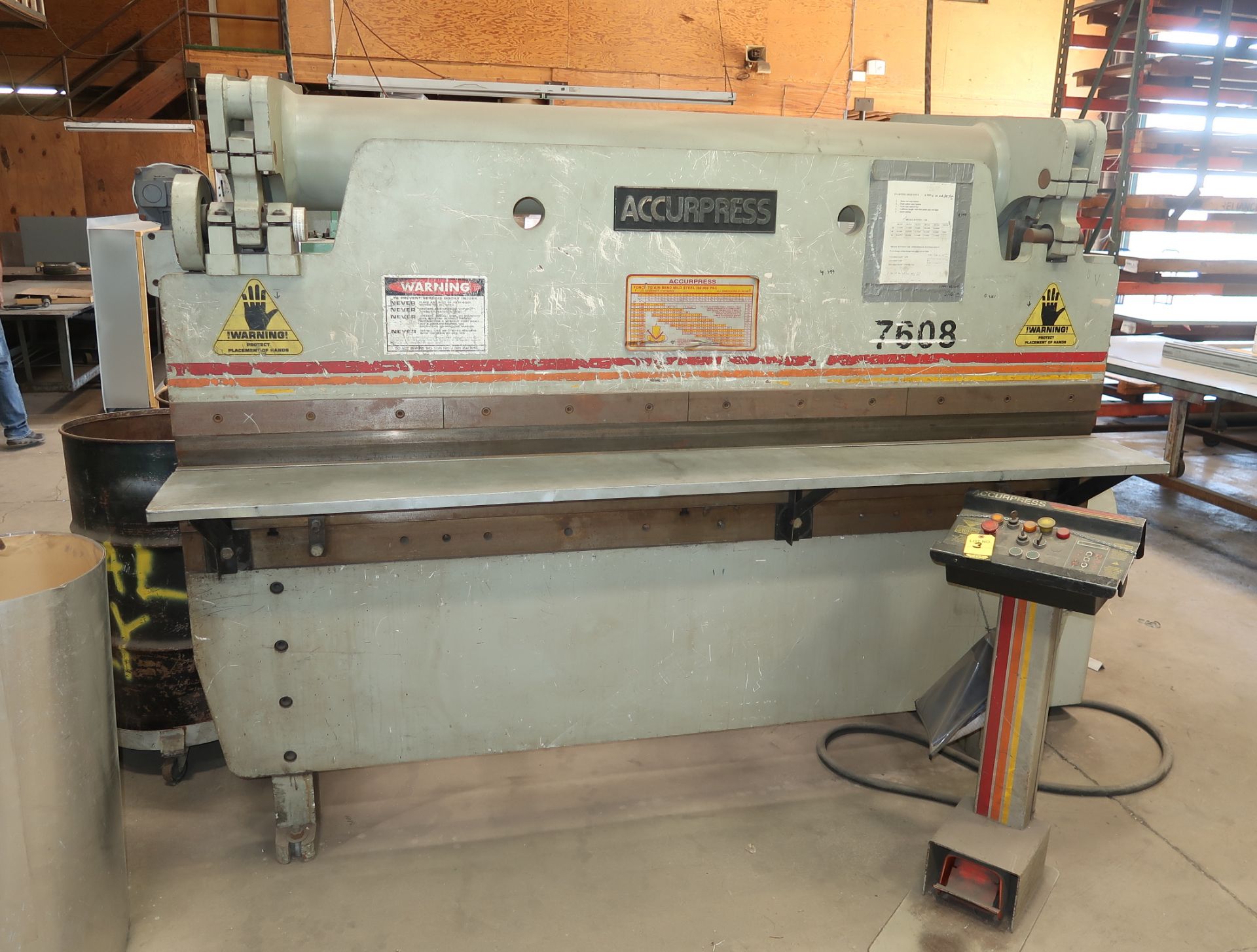 ACCURPRESS MDL. 7608, 8' X 60TON CNC PRESS BRAKE, 3PH, 220V, SN. 3300