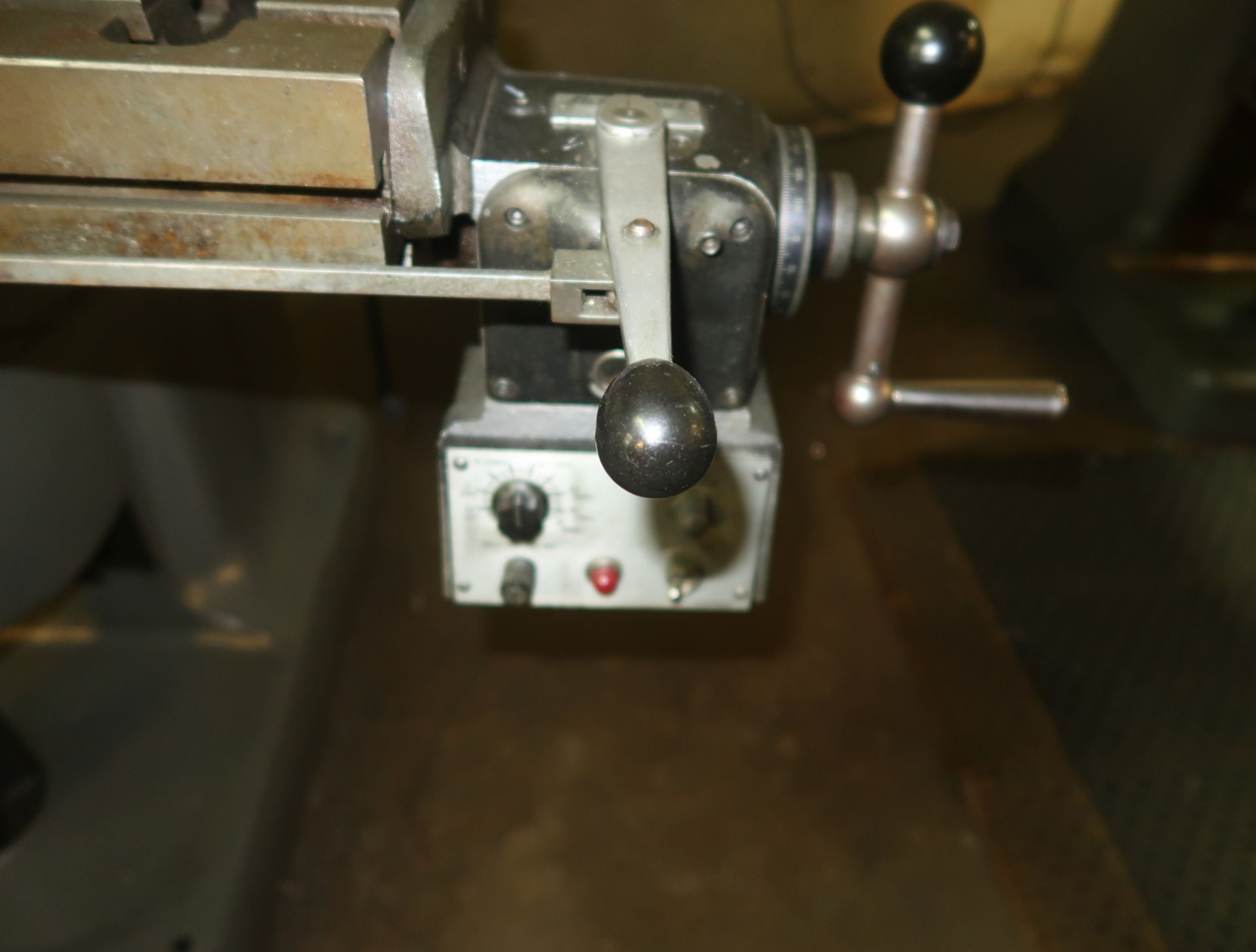 BRIDGEPORT VERTICAL MILL, POWER TABLE, 2-AXIS DRO, CHOME WAYS, SN. 281383 - Image 3 of 6