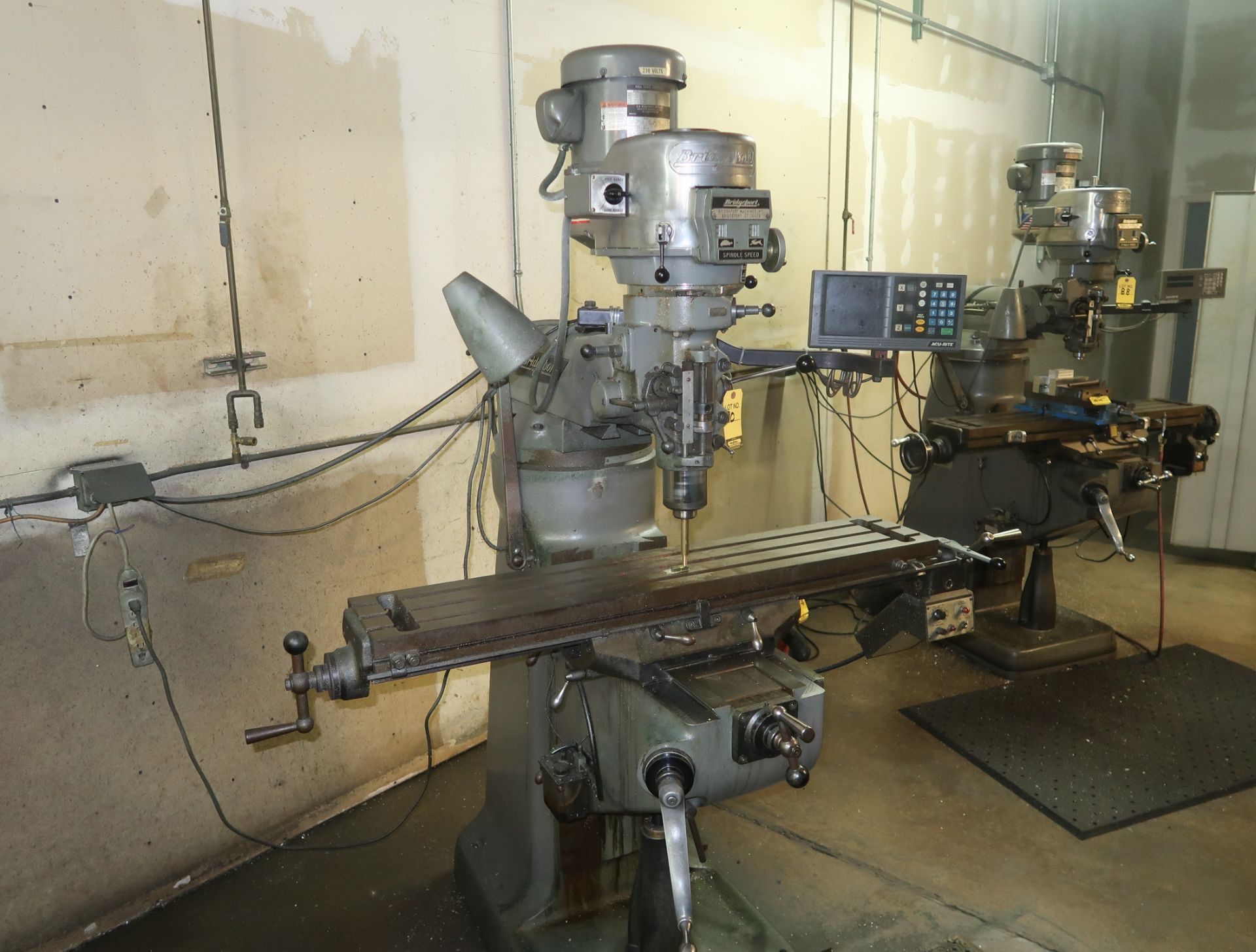 BRIDGEPORT VERTICAL MILL, POWER TABLE, 3-AXIS DRO, CHOME WAYS, SN. 279141