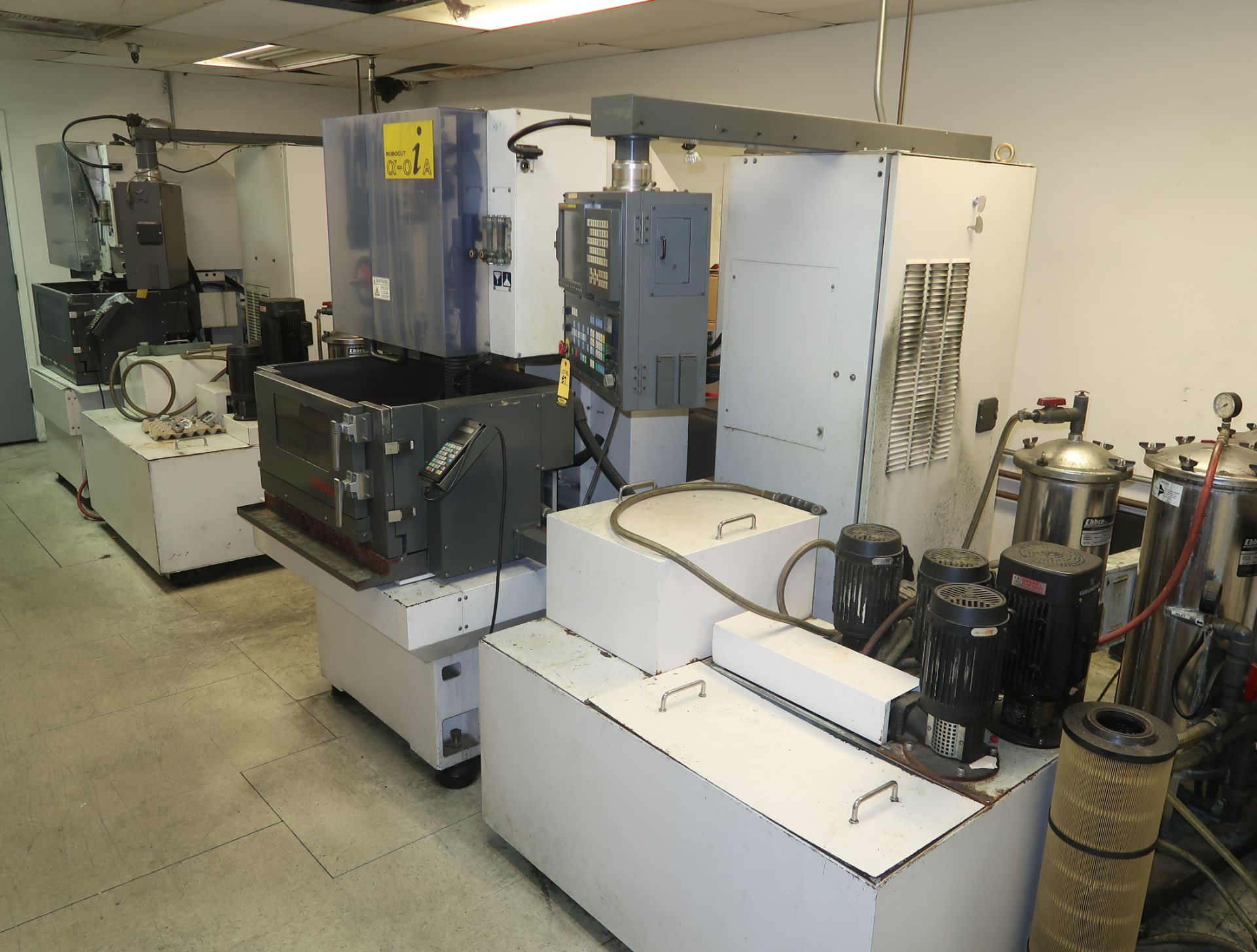 2001 FANUC ROBOCUT AOiA, MDL. AO4B-0234-B214 CNC HIGH SPEED WIRE EDM, FANUC 18i-W CONTROL, SN. - Image 2 of 4