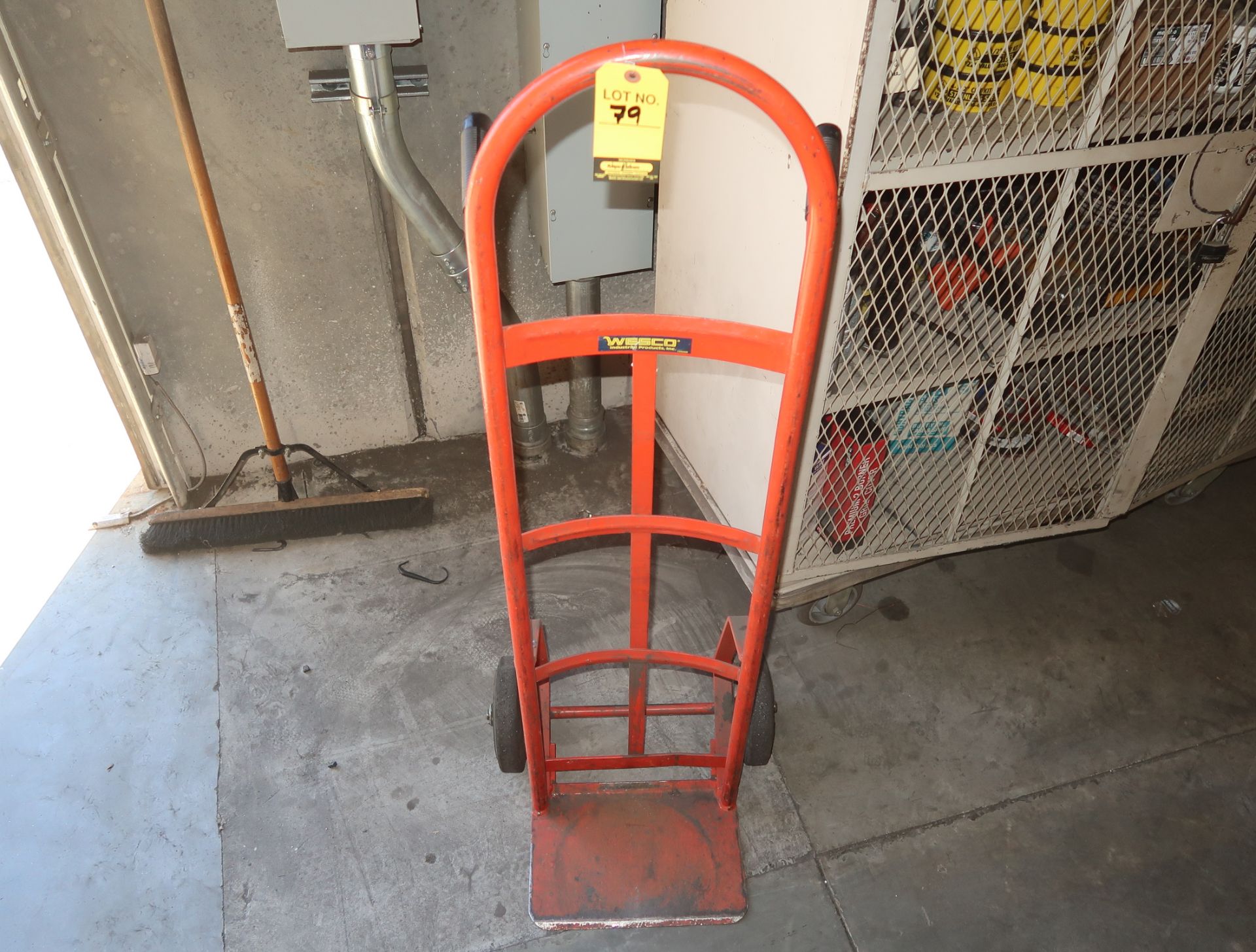 HAND TRUCK, SOLID TIRES