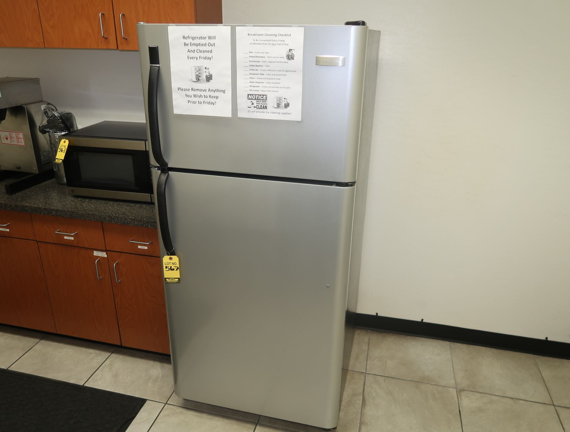 FRIGIDAIRE REFRIDGERATOR