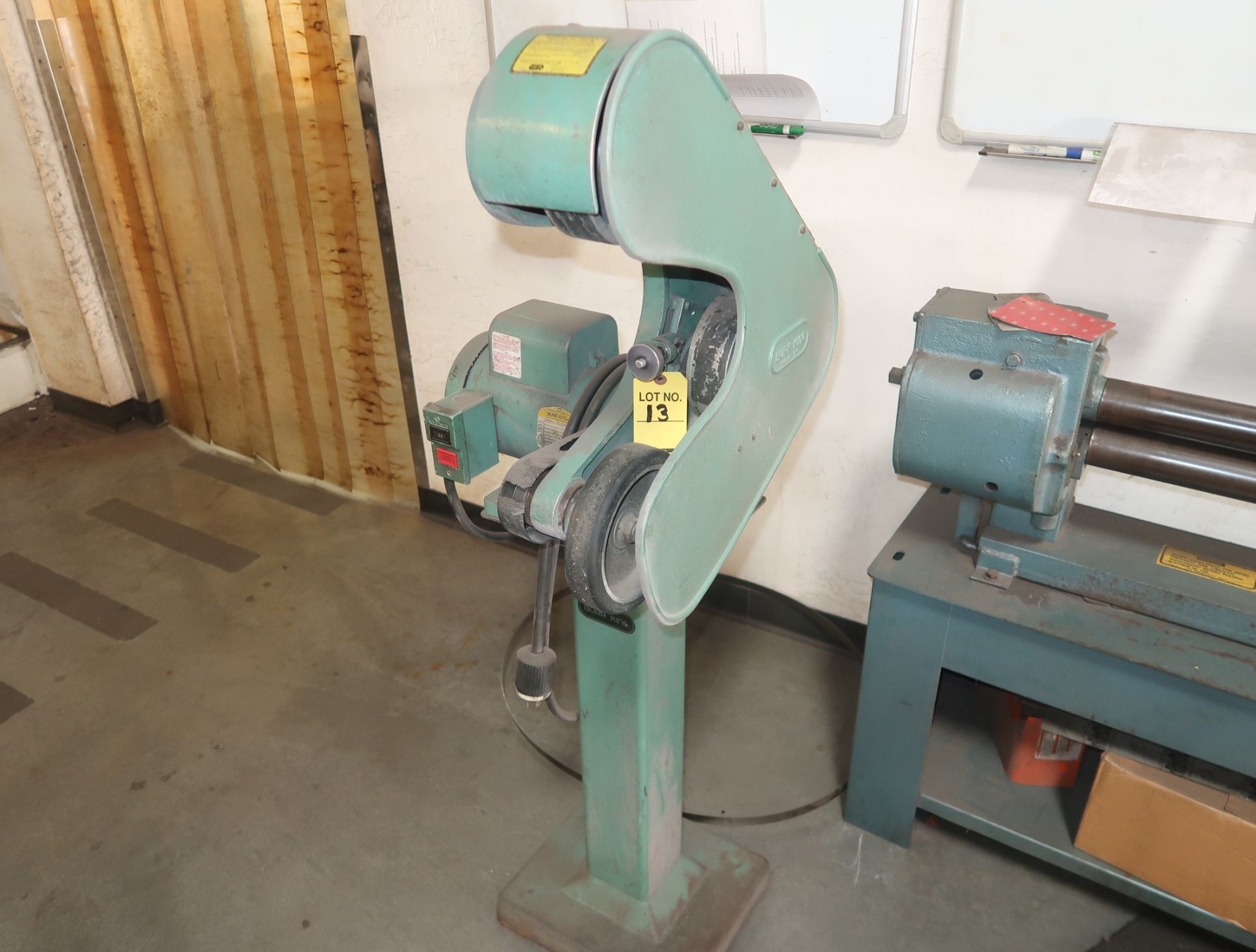 BURR KING 3 WHEEL BELT GRINDER MDL. 760