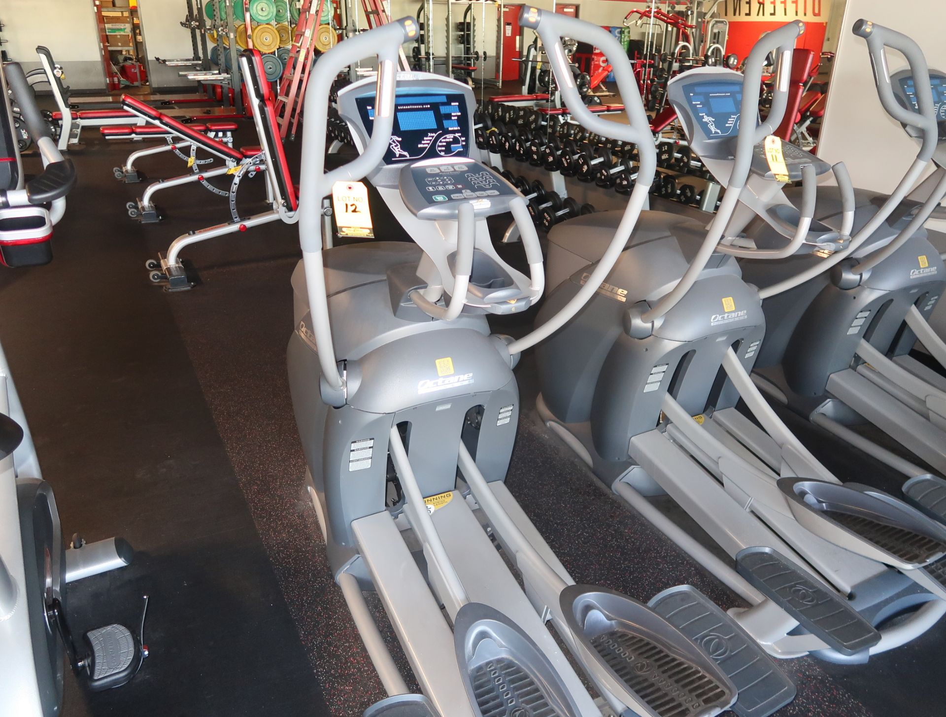 OCTANE FITNESS PRO 3799 ELIPTICAL