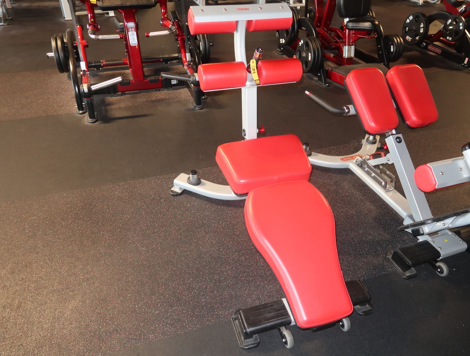 STAR TRAC INCLINE SIT-UP BENCH