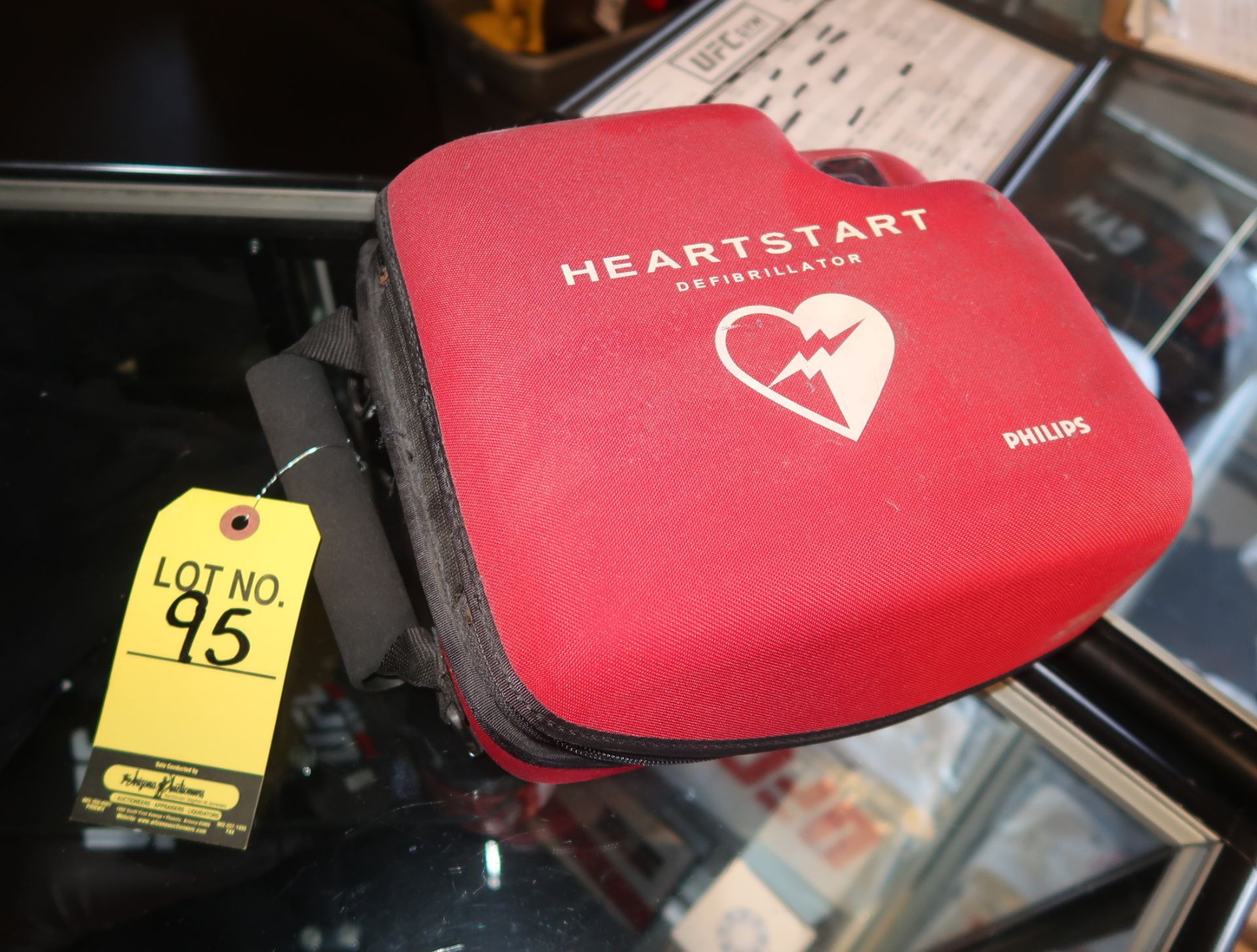 PHILIPS HEARTSTART DEFIBRILLATOR