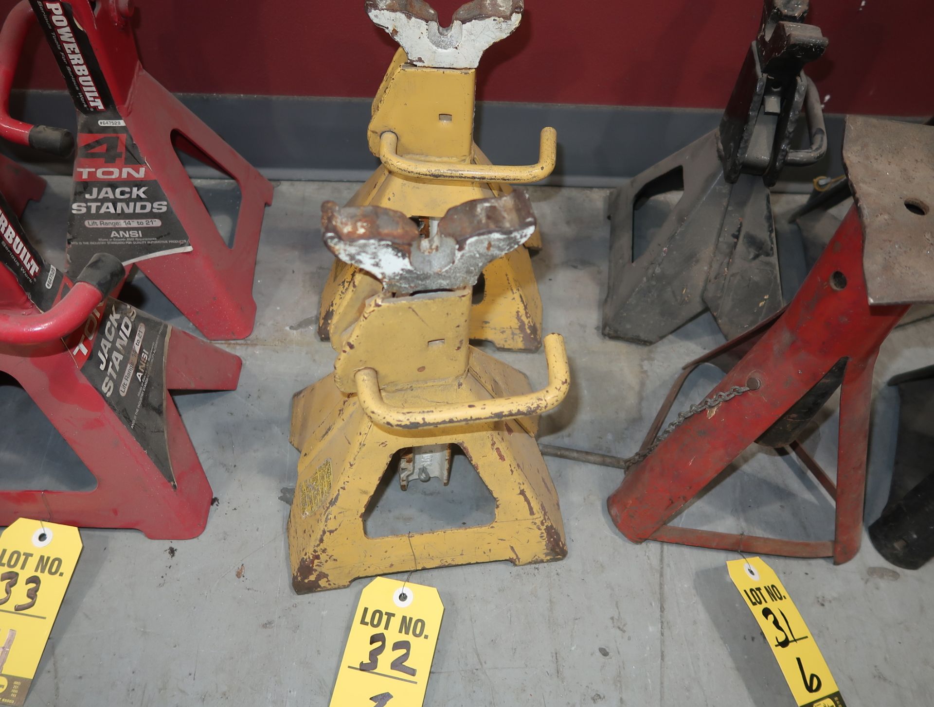 ARCAN 6000LB JACK STANDS