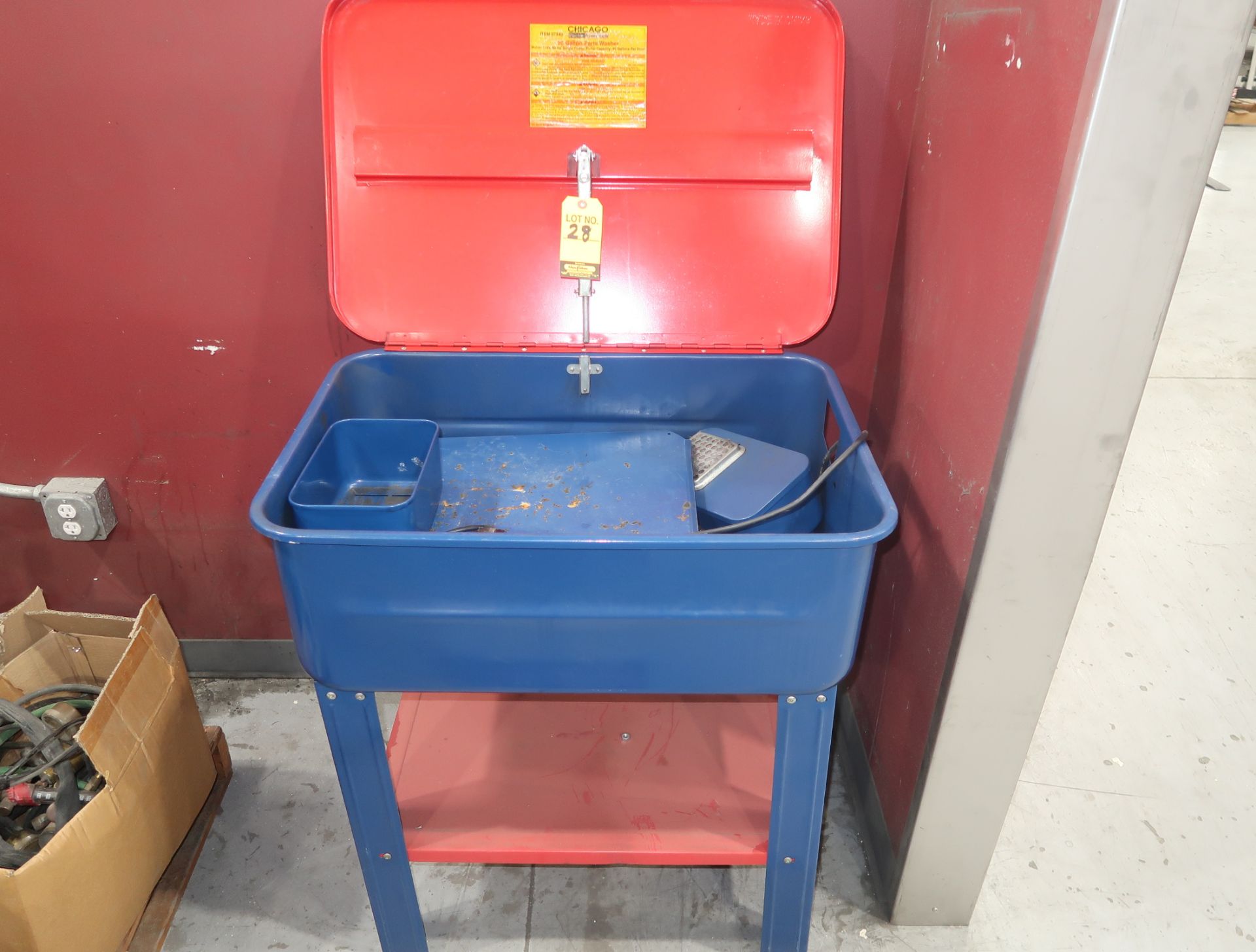 CHICAGO ELEC. 20GAL PARTS WASHER