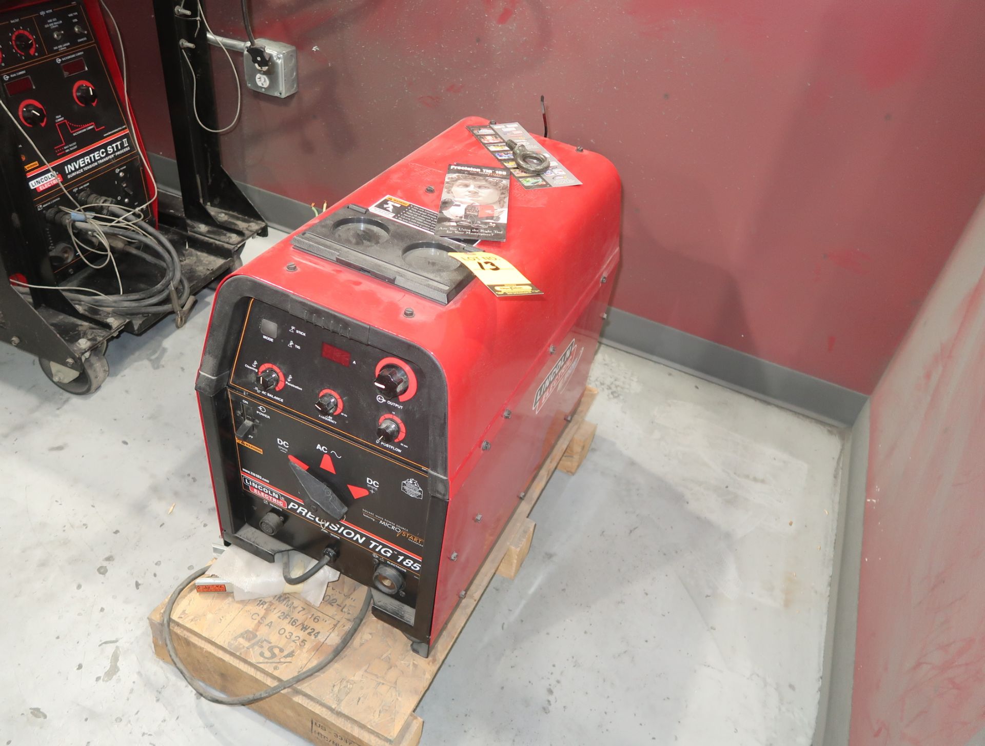 LINCOLN PRECISION TIG 185 SN. U1050612912 THIS WELDER IS (NEW OUT OF CRATE) NEVER USED!