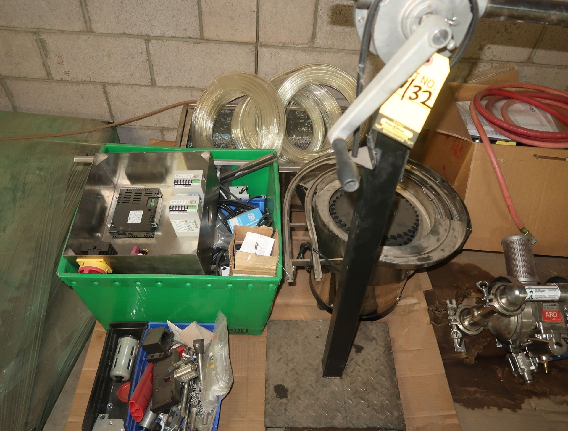 CANNIBALIZED ACCUTEK MONOBLOCK 2-STATION FILLER, NIPPLER, CAPPER SN. A-17203989 W/PALLET OF MISC. - Image 4 of 6