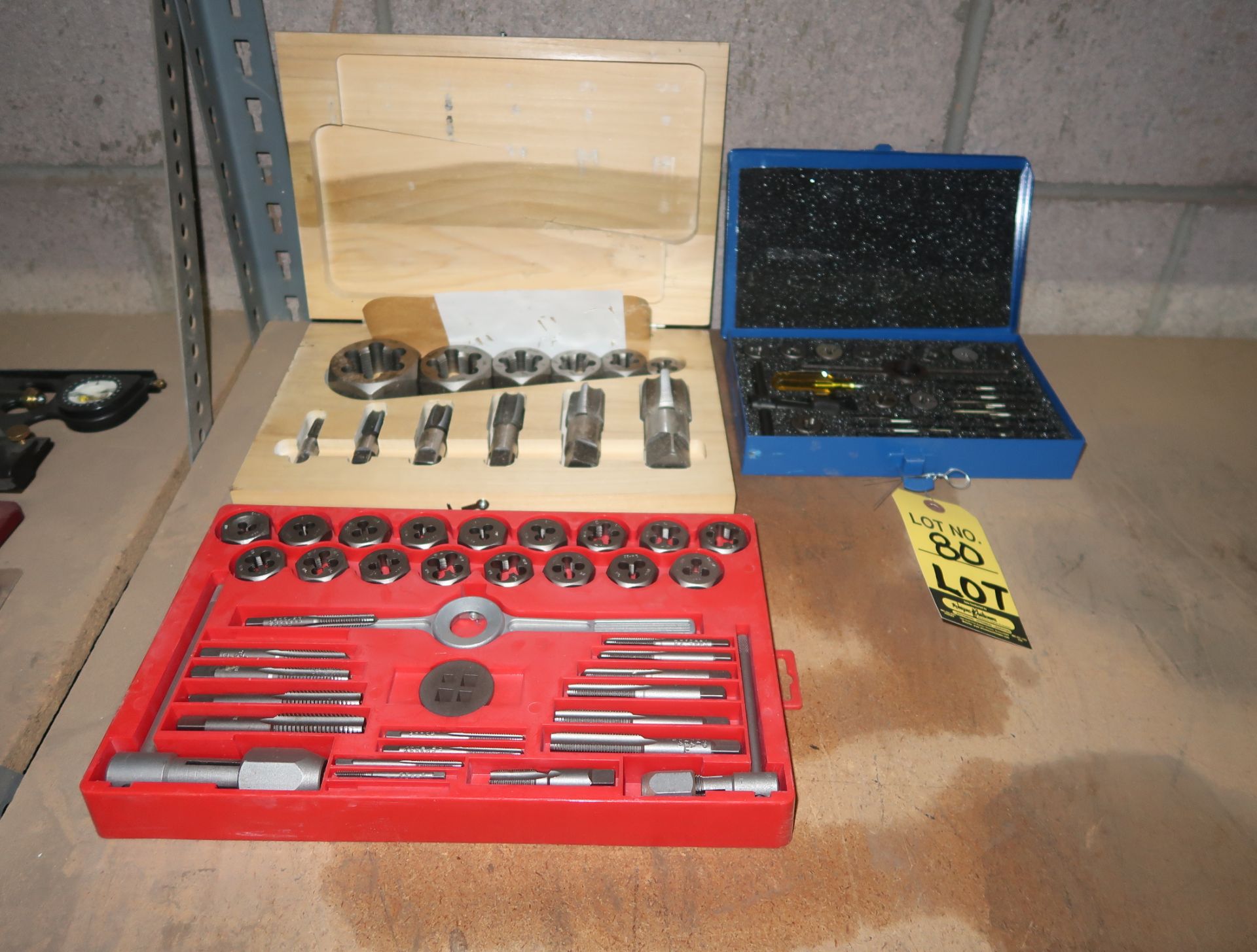 TAP & DIE SETS