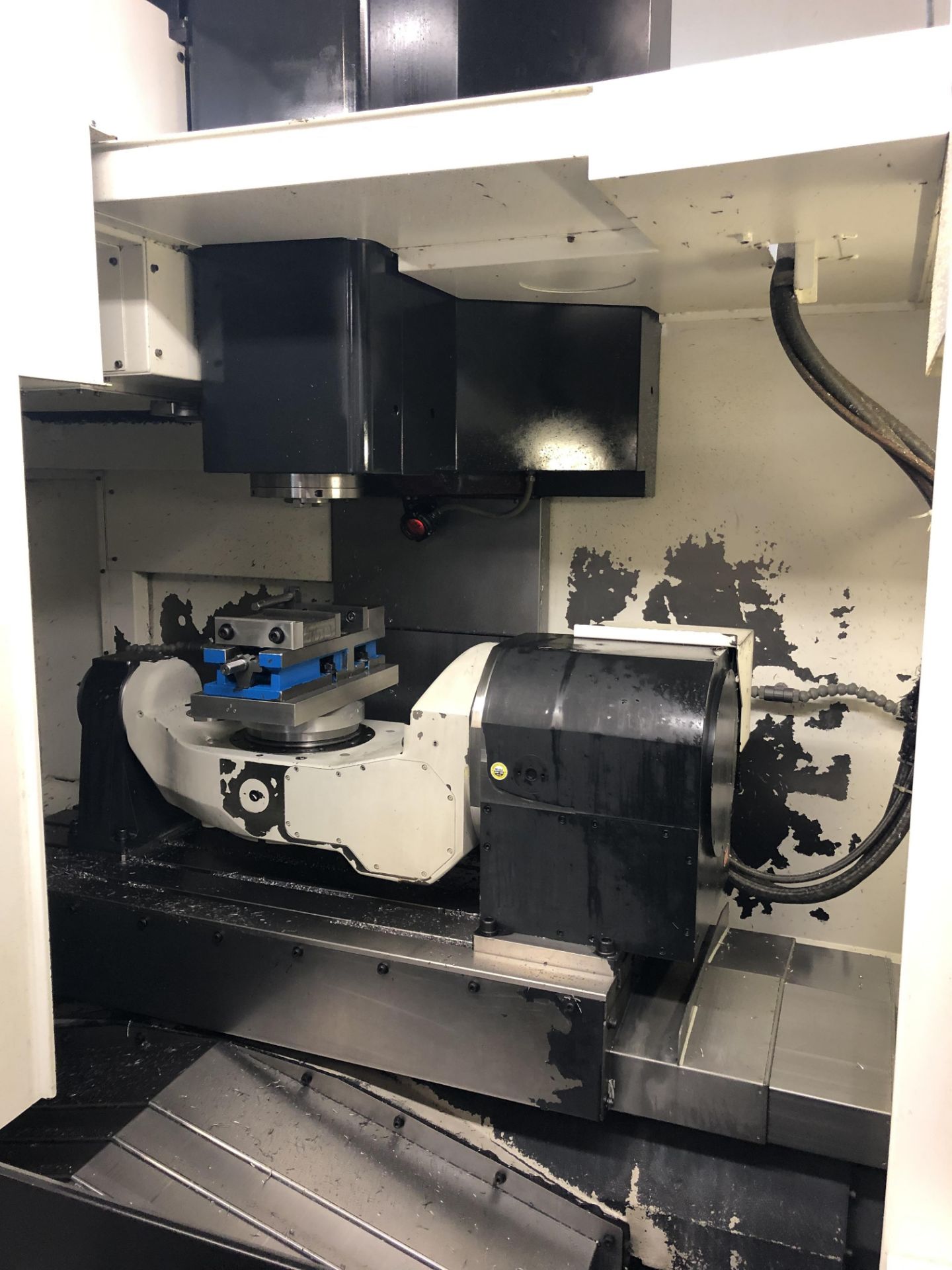 2011 Mazak VCN 510C-II 5X Vertical Machining Center- 25 HP Spindle Motor, 12,000 RPM Spindle - Image 2 of 3