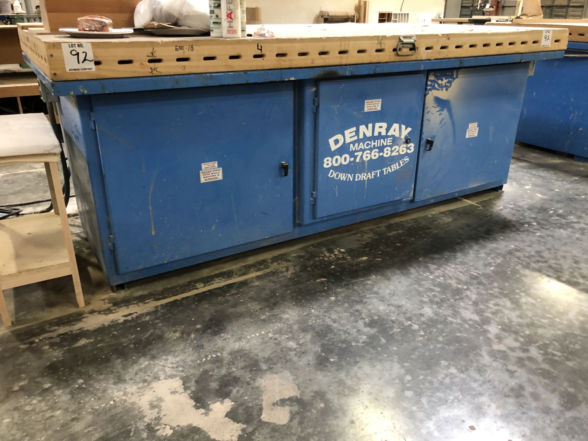 Denray 9600B Down Draft Table S/N 468773