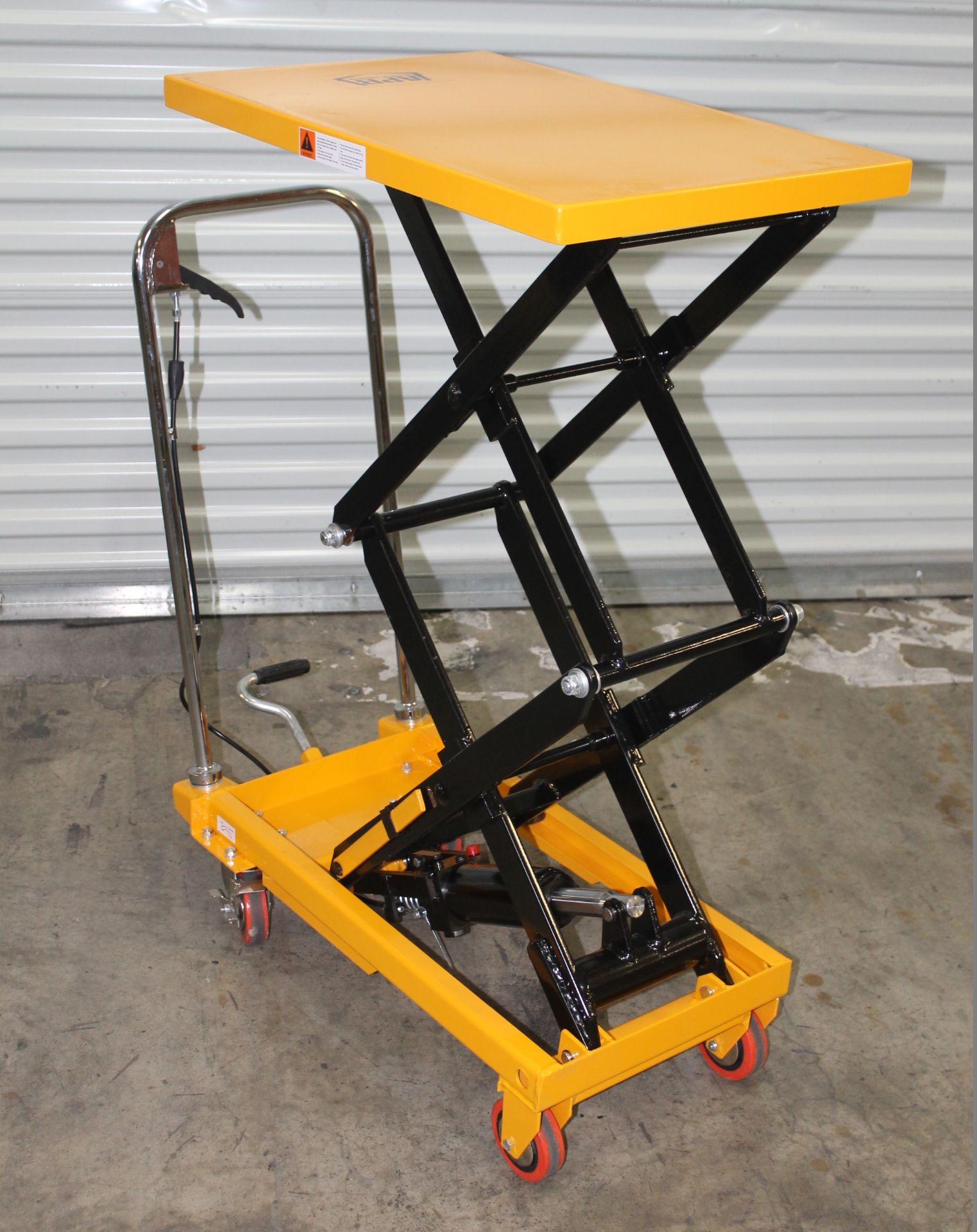 330 LBS CAP DOUBLE SCISSORS HYDRAULIC LIFTING TABLE