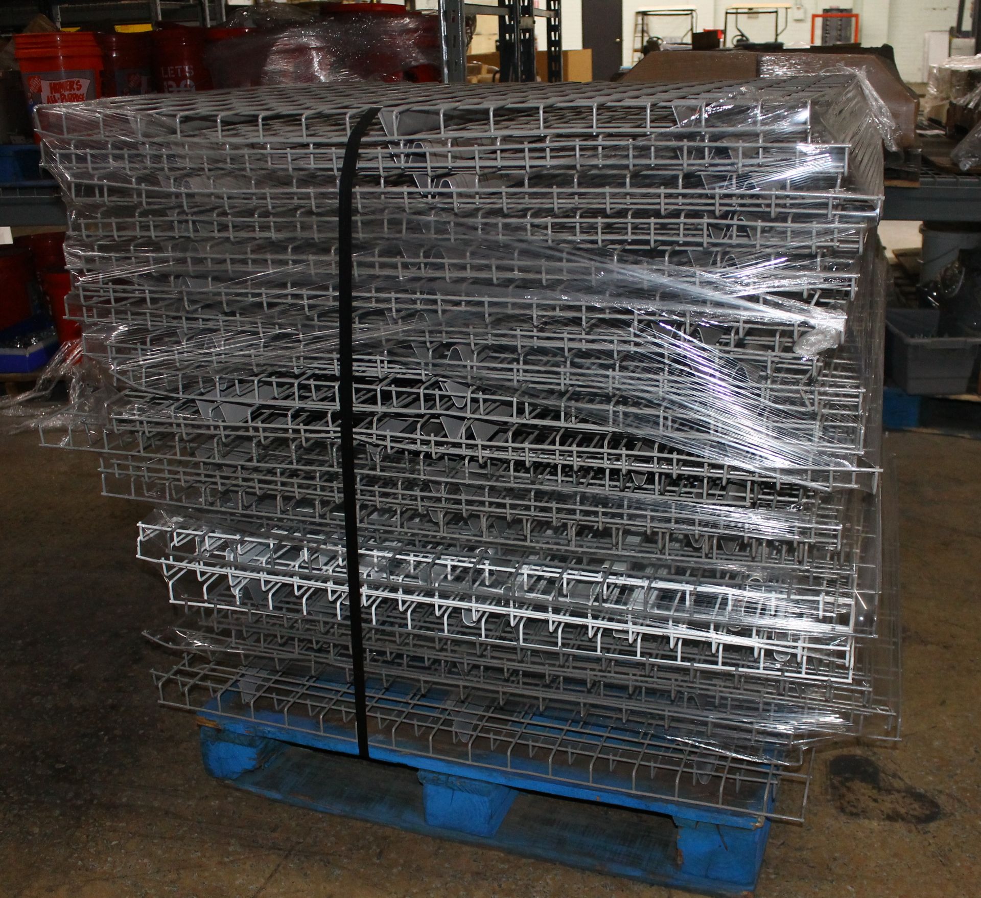 USED 34 PCS OF STANDARD 44" X 46" WIREDECK - Image 2 of 2