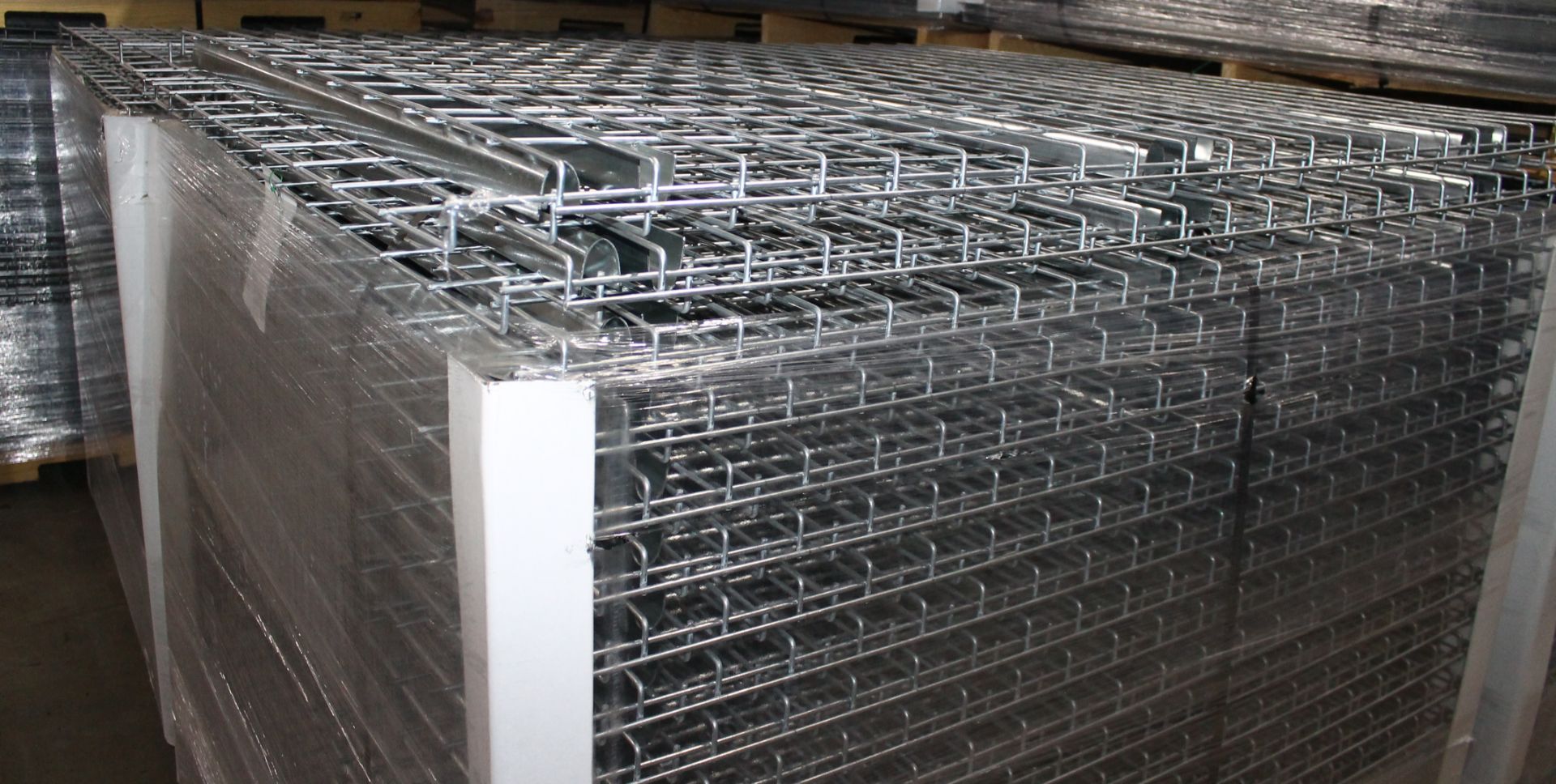 NEW 40 PCS OF STANDARD 48" X 53" WIREDECK - 2000 LBS CAPACITY - Image 2 of 2