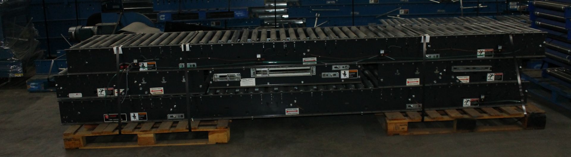 36 FT OF 26"W GRAVITY ROLLER CONVEYOR - Image 2 of 3