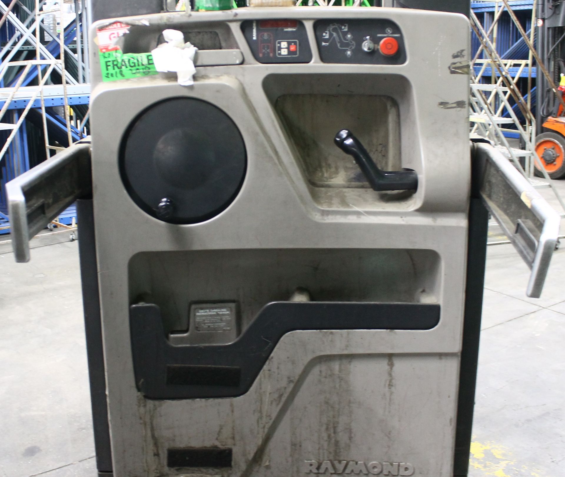 RAYMOND 3000 LBS CAPACITY ORDER PICKER - Image 5 of 5