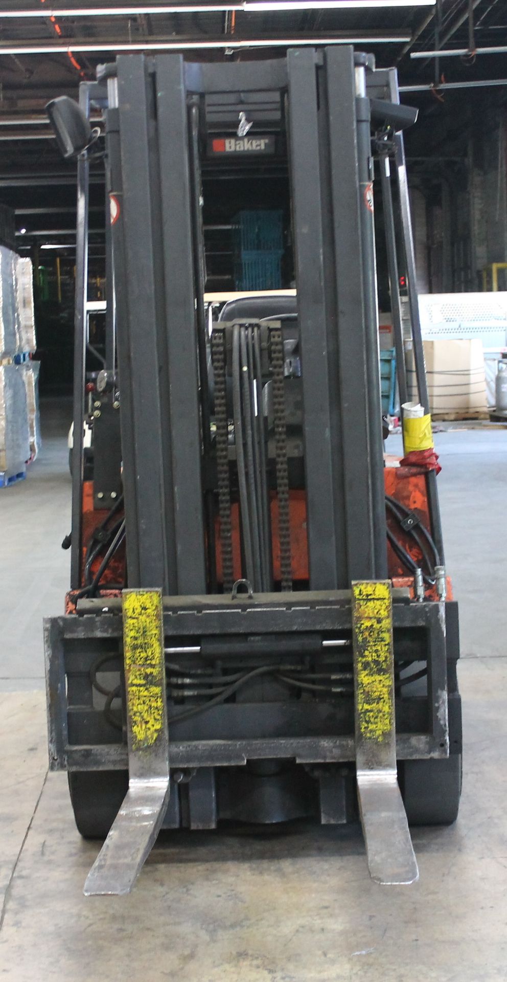 BAKER 4000 LBS CAPACITY ELECTRIC FORKLIFT - Image 2 of 5