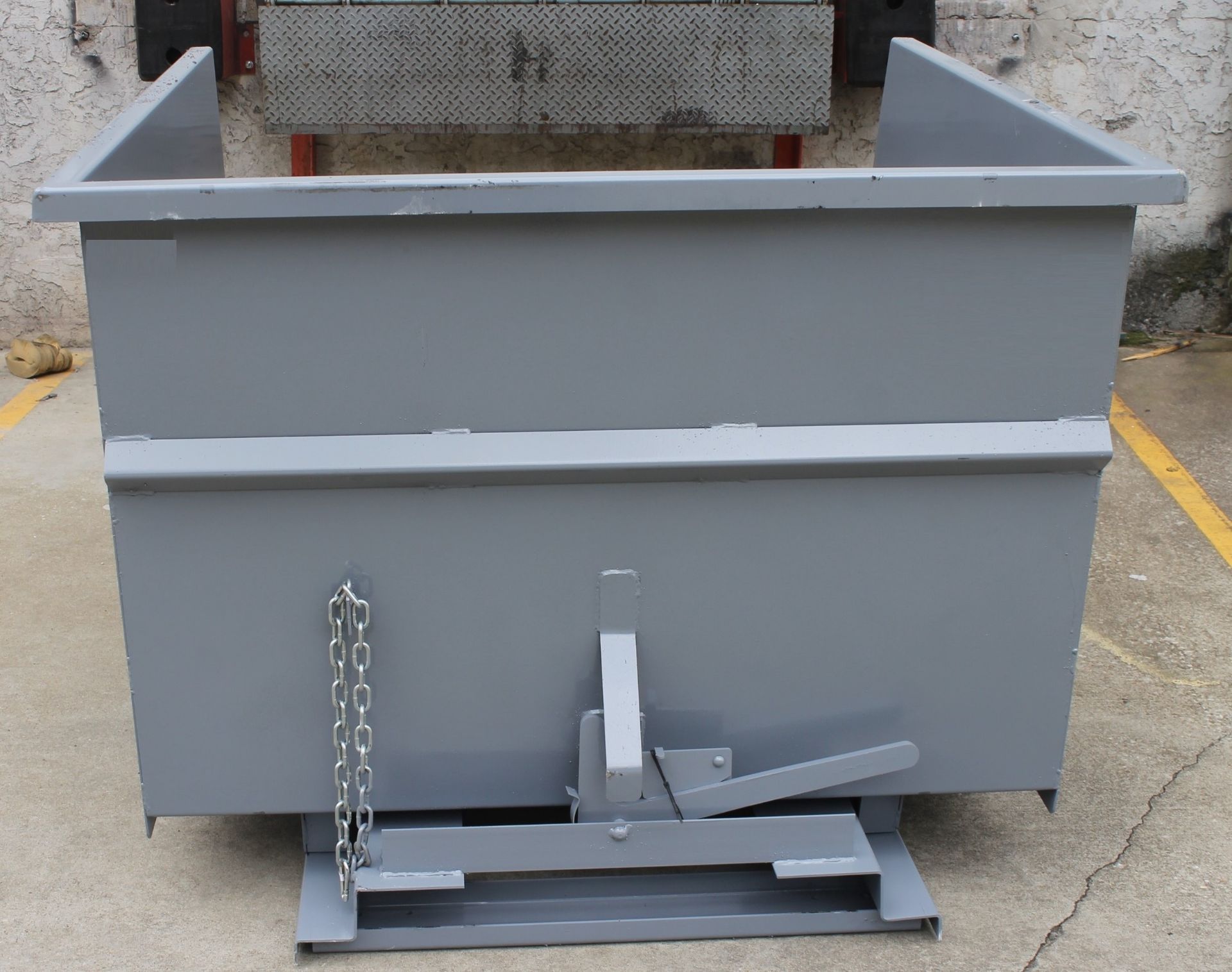 2 CU YARD SELF DUMPING HOPPER (NEW),