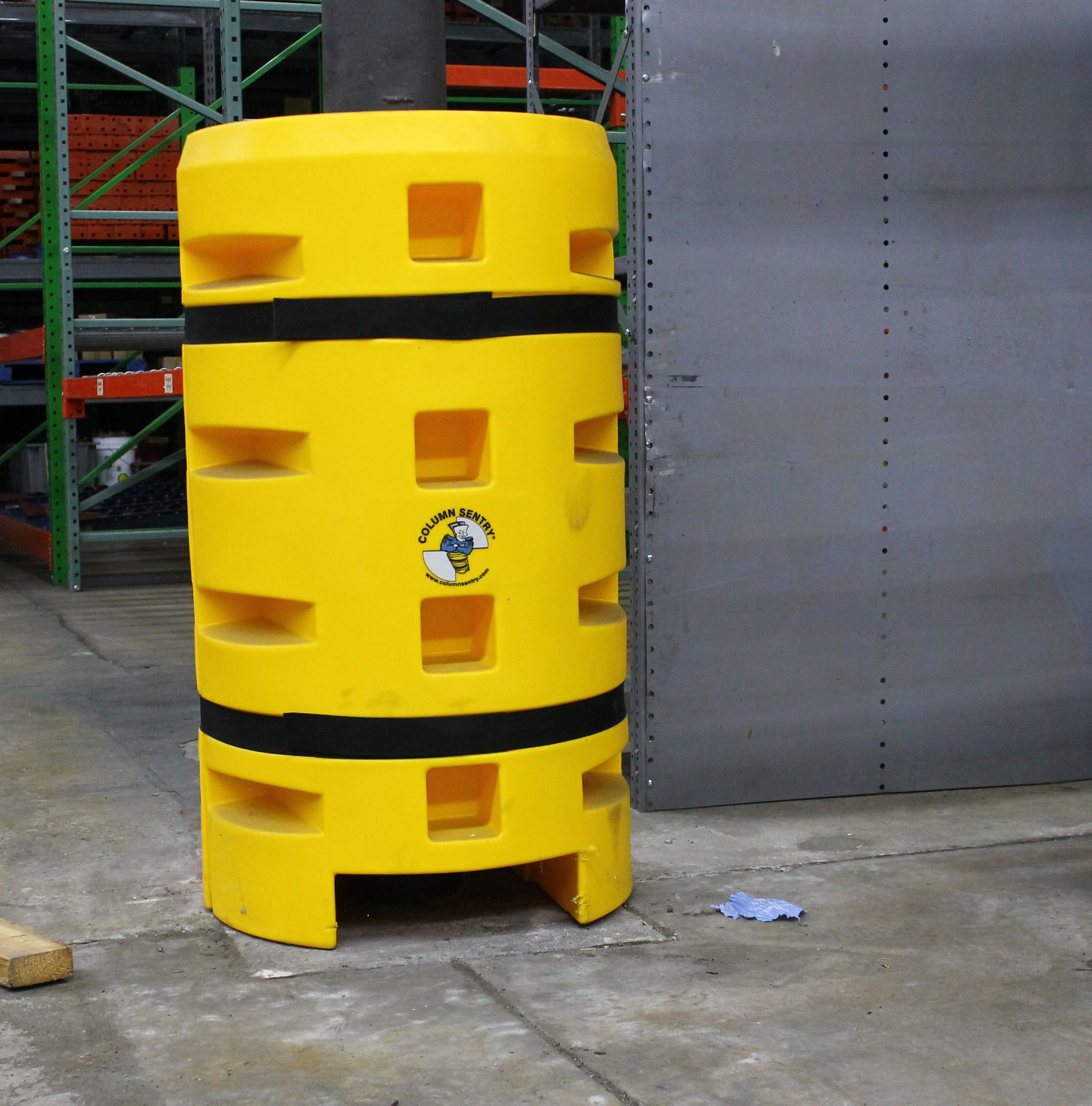 2 PCS NEW POLYTHYLENE WAREHOUSE COLUMN PROTECTOR - Image 2 of 3