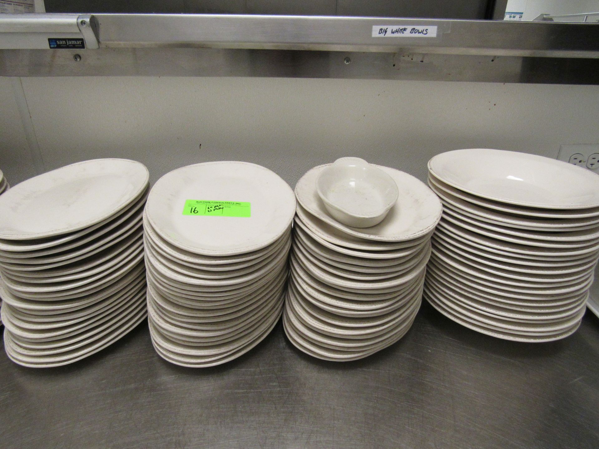 World Farmhouse china: 60 platters and 21 bowls