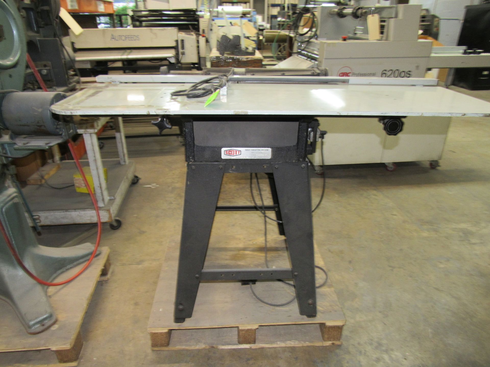 Tab cutter by Scott, serial 9T-32024