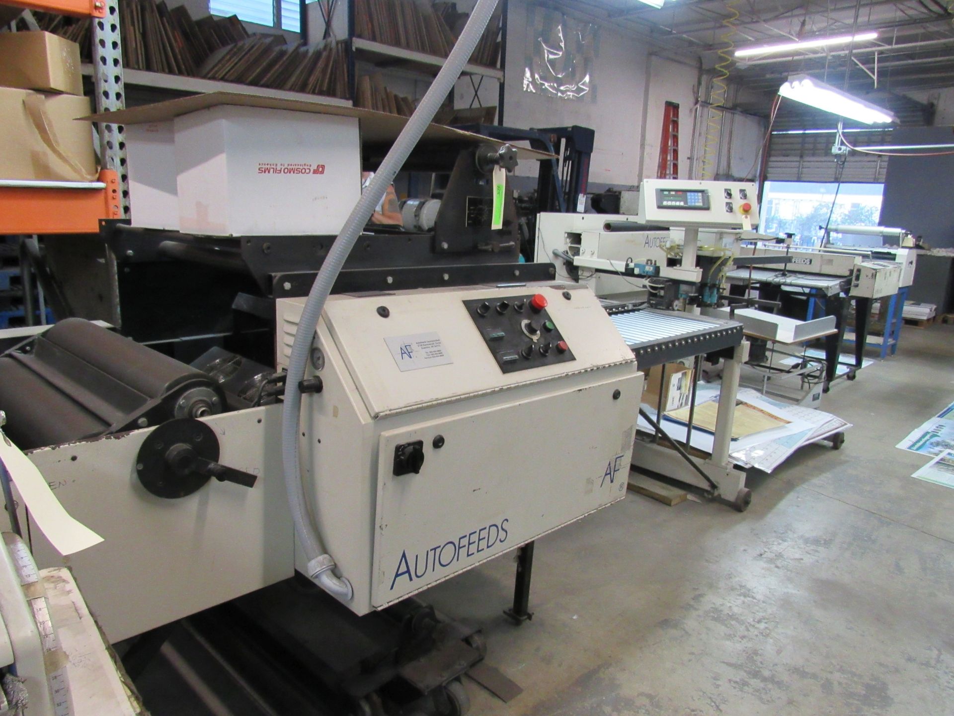 Auto Feeds two-sided laminator