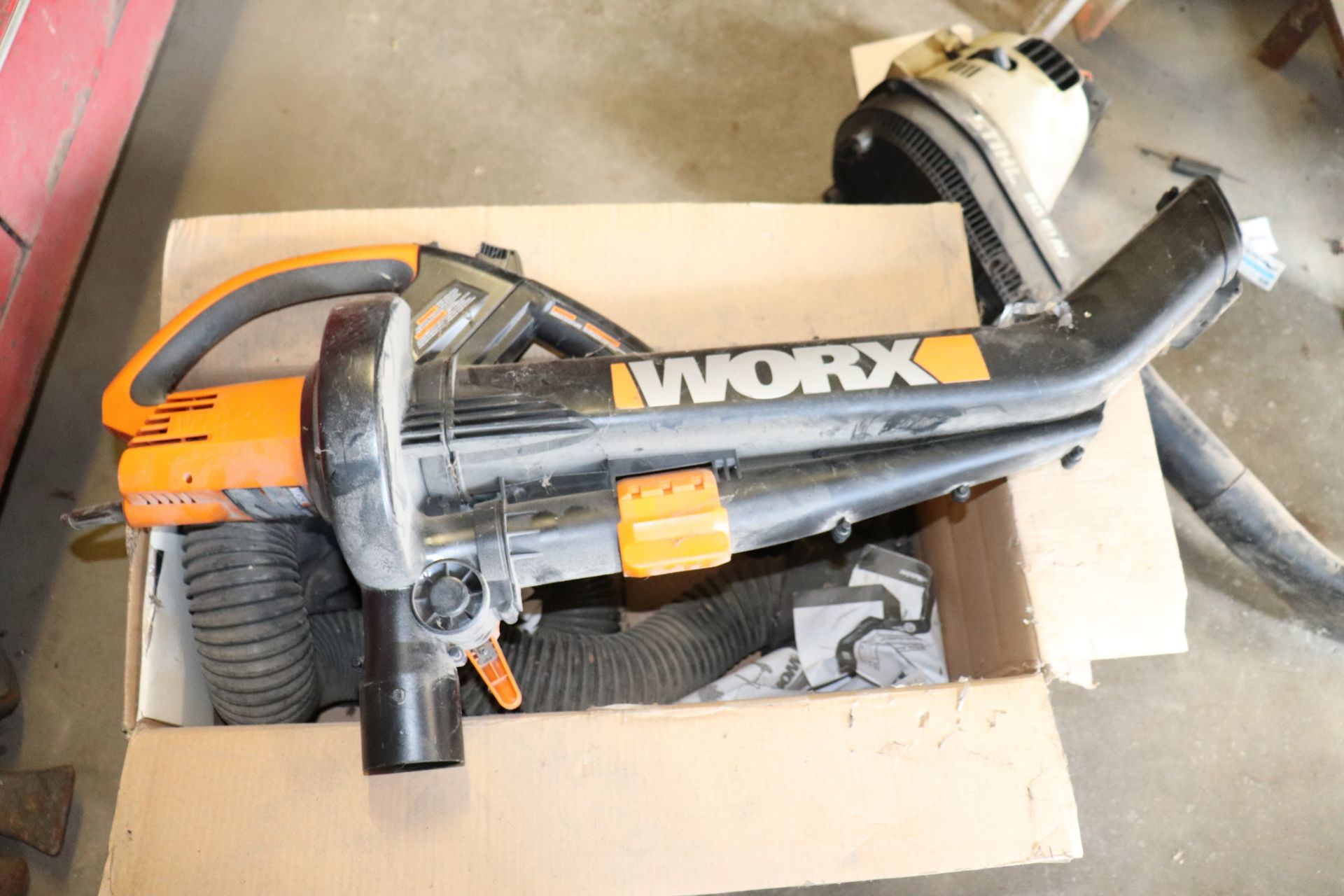 Worx electric leaf blower, model WG500