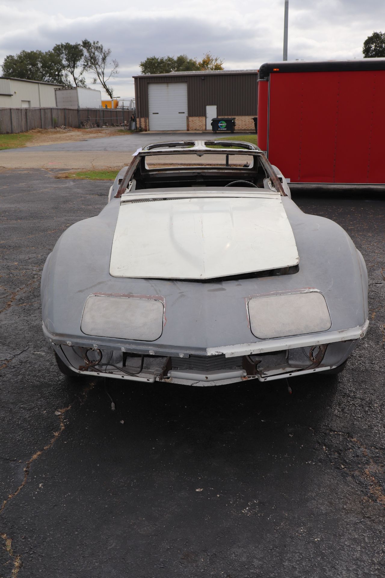 1969 Corvette T-top, no interior, no engine - Image 3 of 9