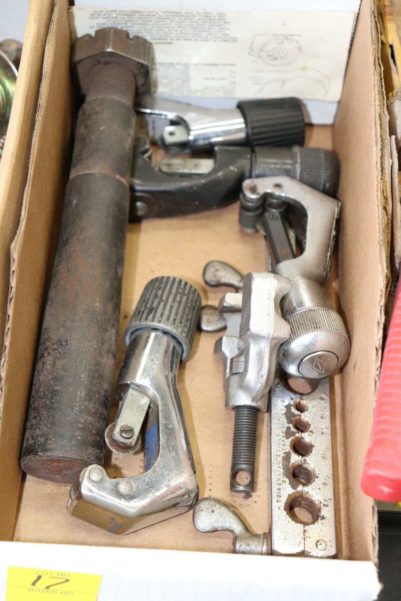 Box of pipecutters - Image 2 of 2