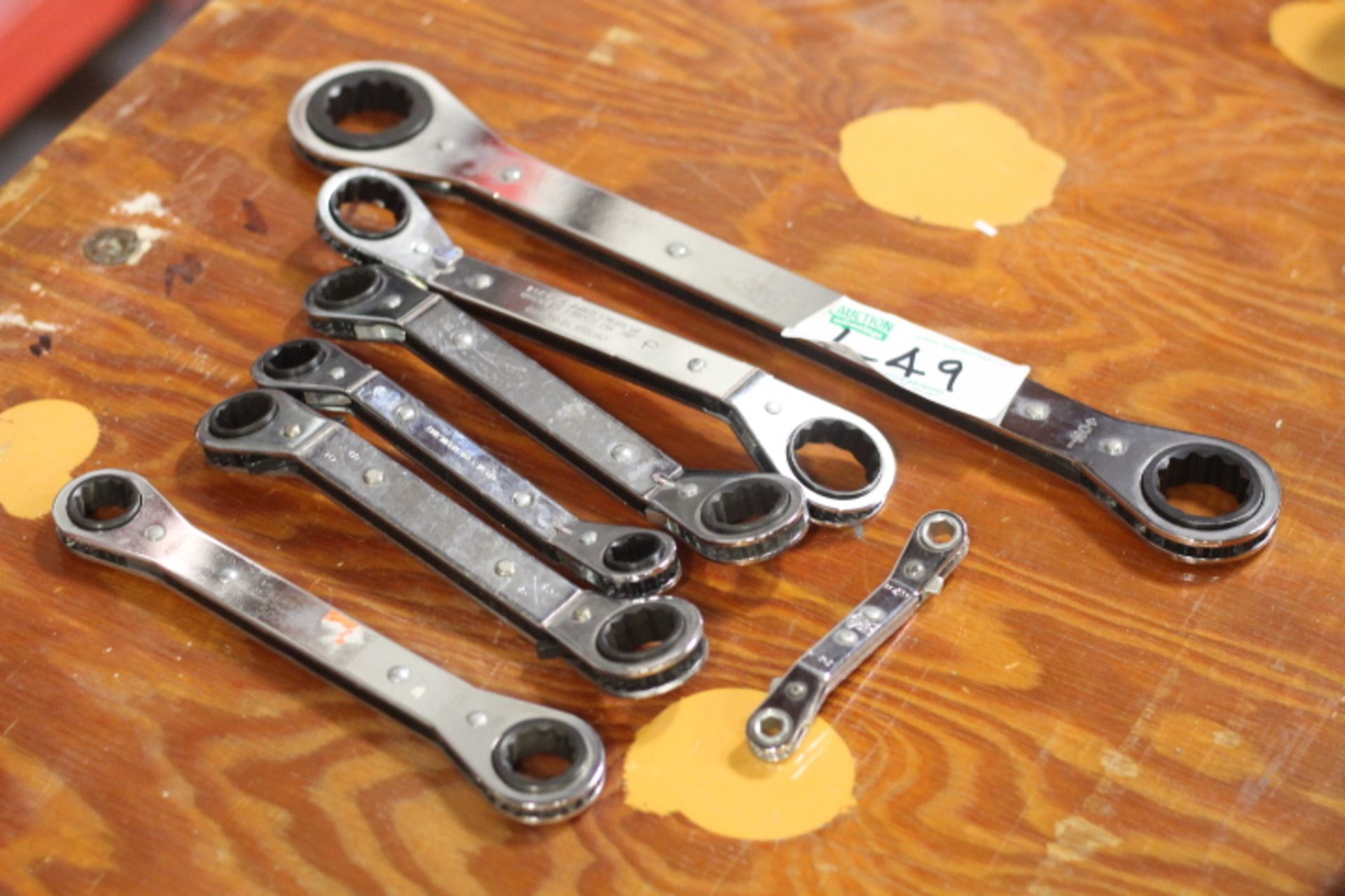 Lot of Gray Ratcheting Combination Wrenches 7 pcs Various Sizes