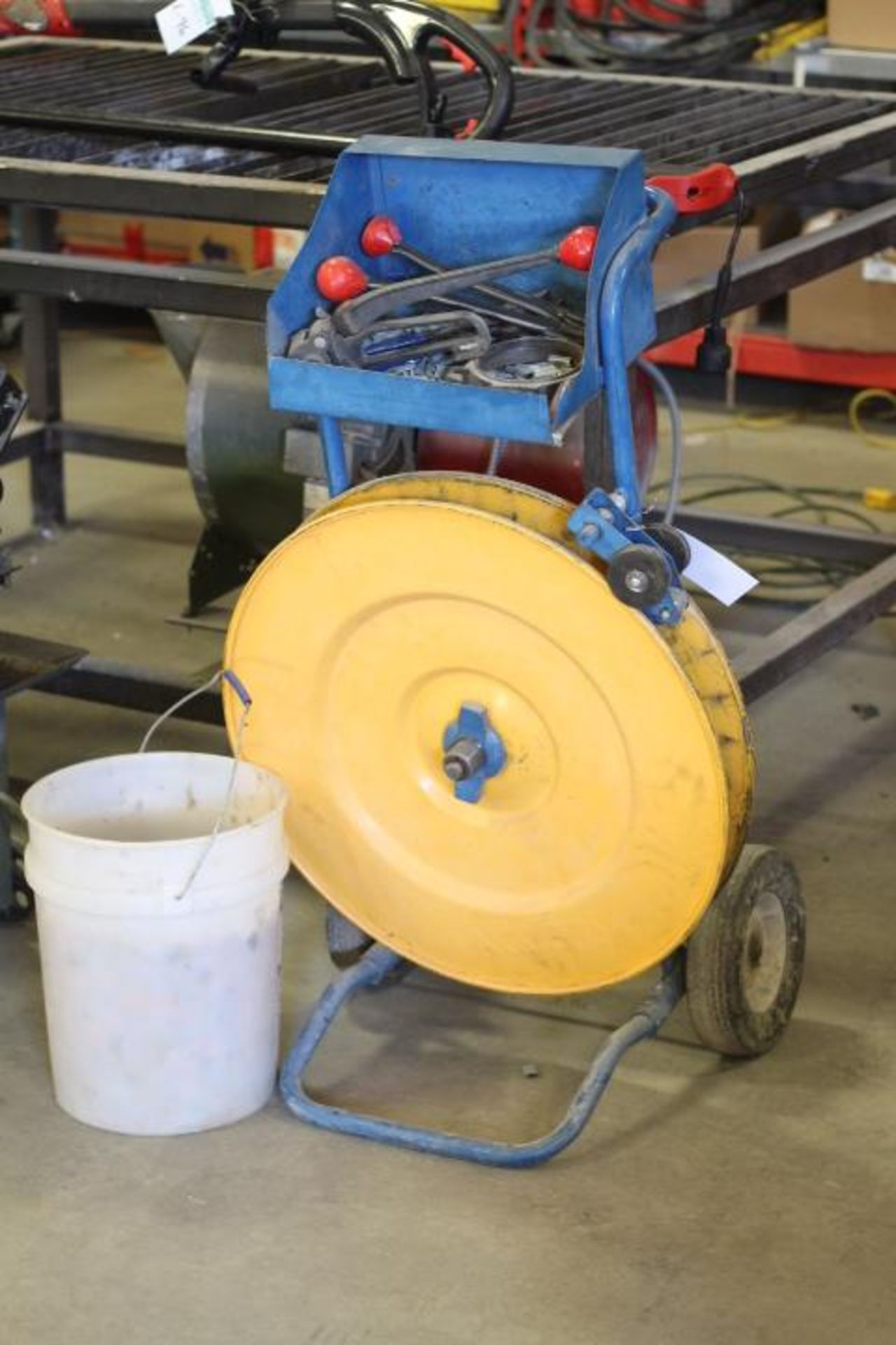 Strapping Cart with Tensioner and Crimper with Clips